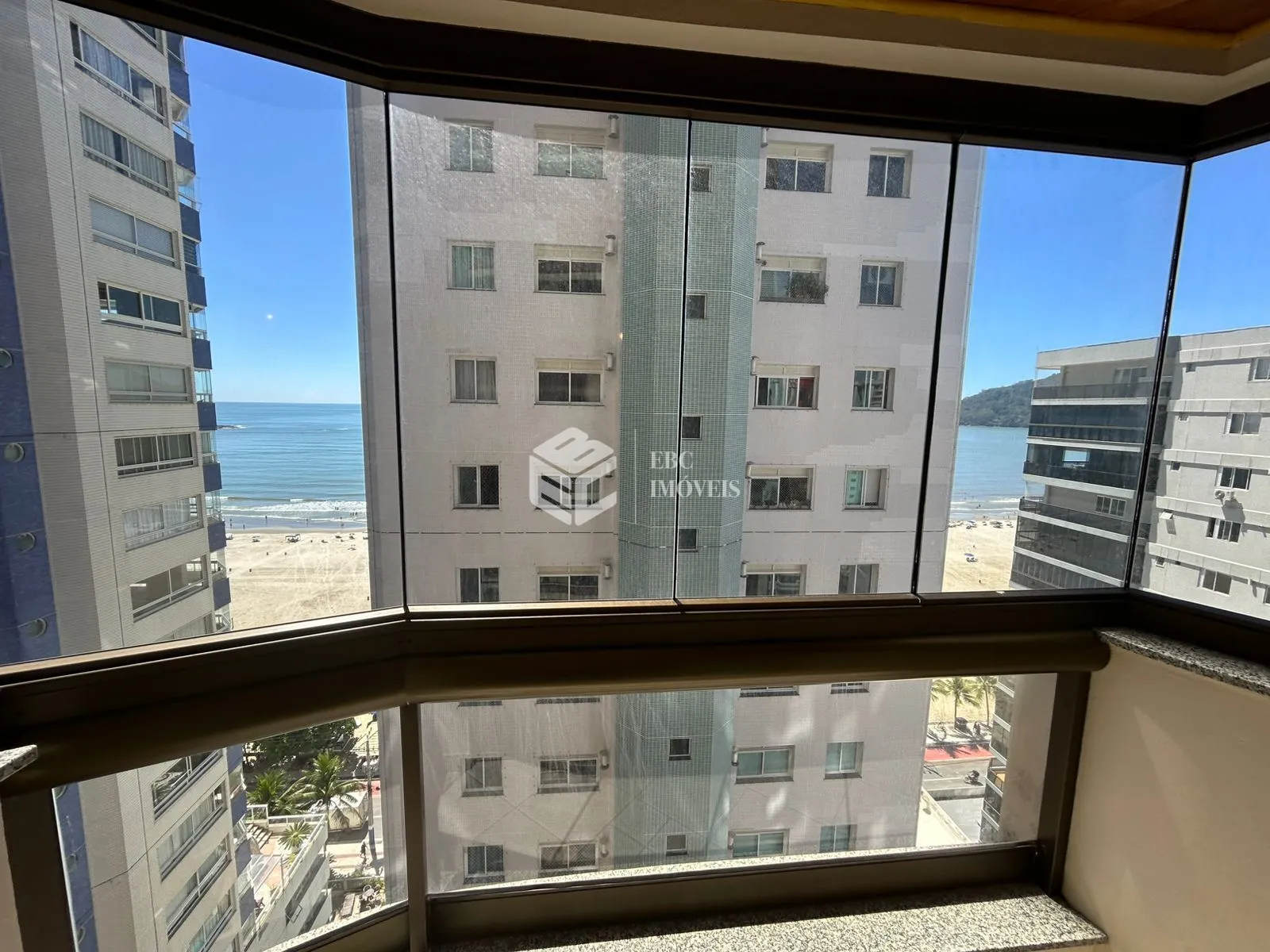 Apartamento com 3 Dormitórios à venda, 108 m² por R$ 2.800.000,00 Apartamento com 3 Dormitórios à venda, 108 m² por R$ 2.800.000,00