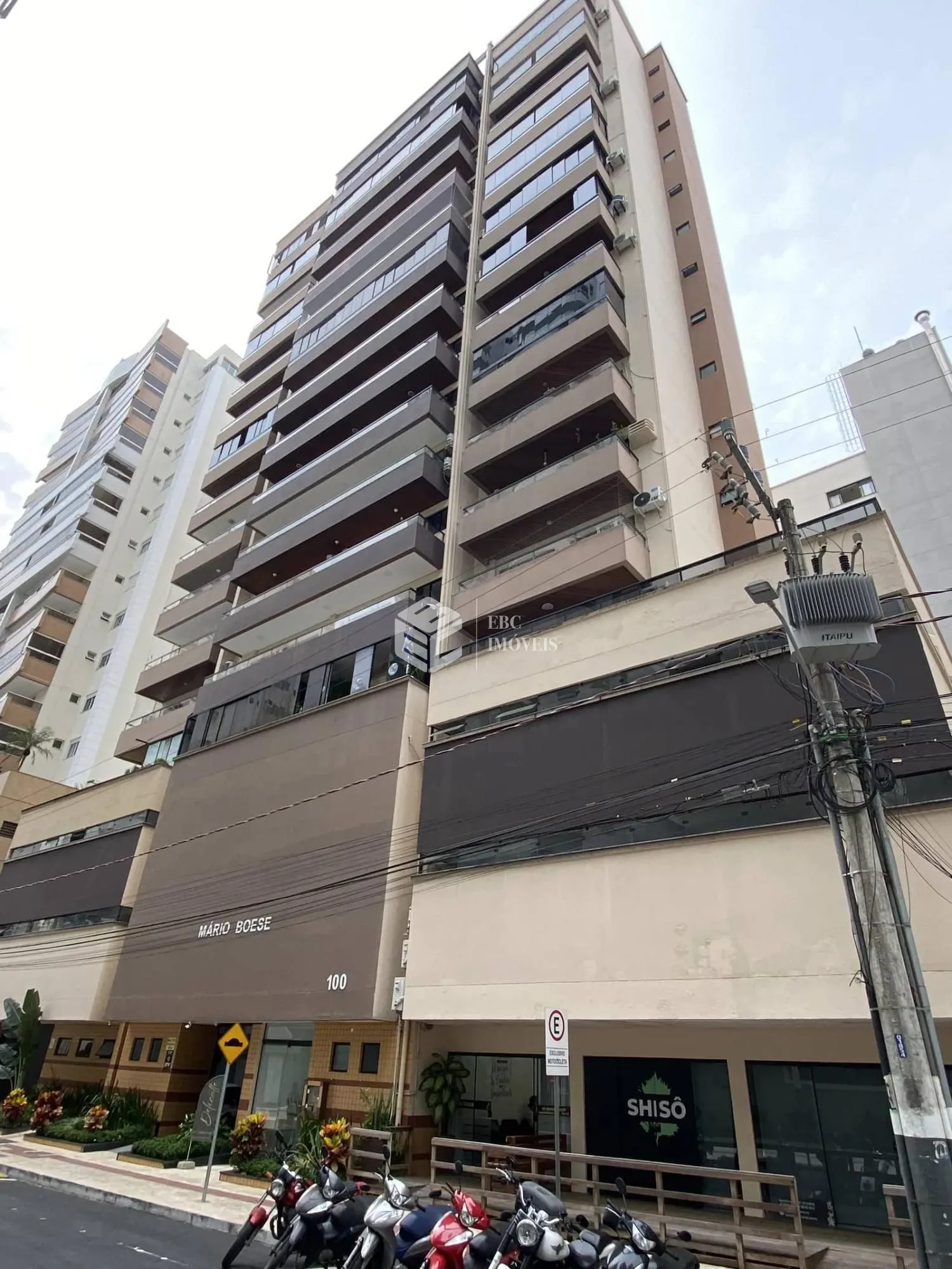 Apartamento à venda  no Centro - Balneário Camboriú, SC. Imóveis