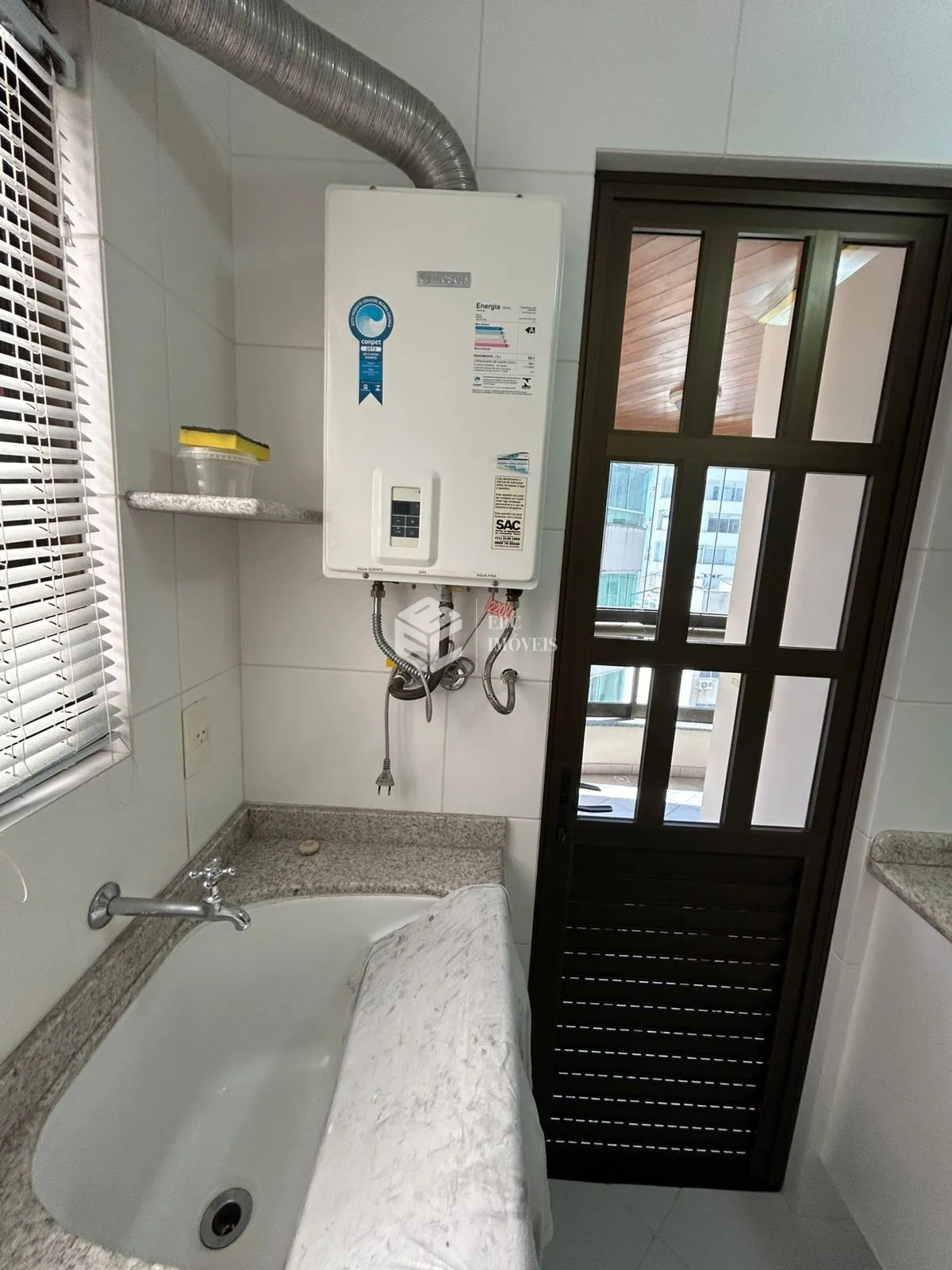 Apartamento com 3 Dormitórios à venda, 108 m² por R$ 2.800.000,00 Apartamento com 3 Dormitórios à venda, 108 m² por R$ 2.800.000,00