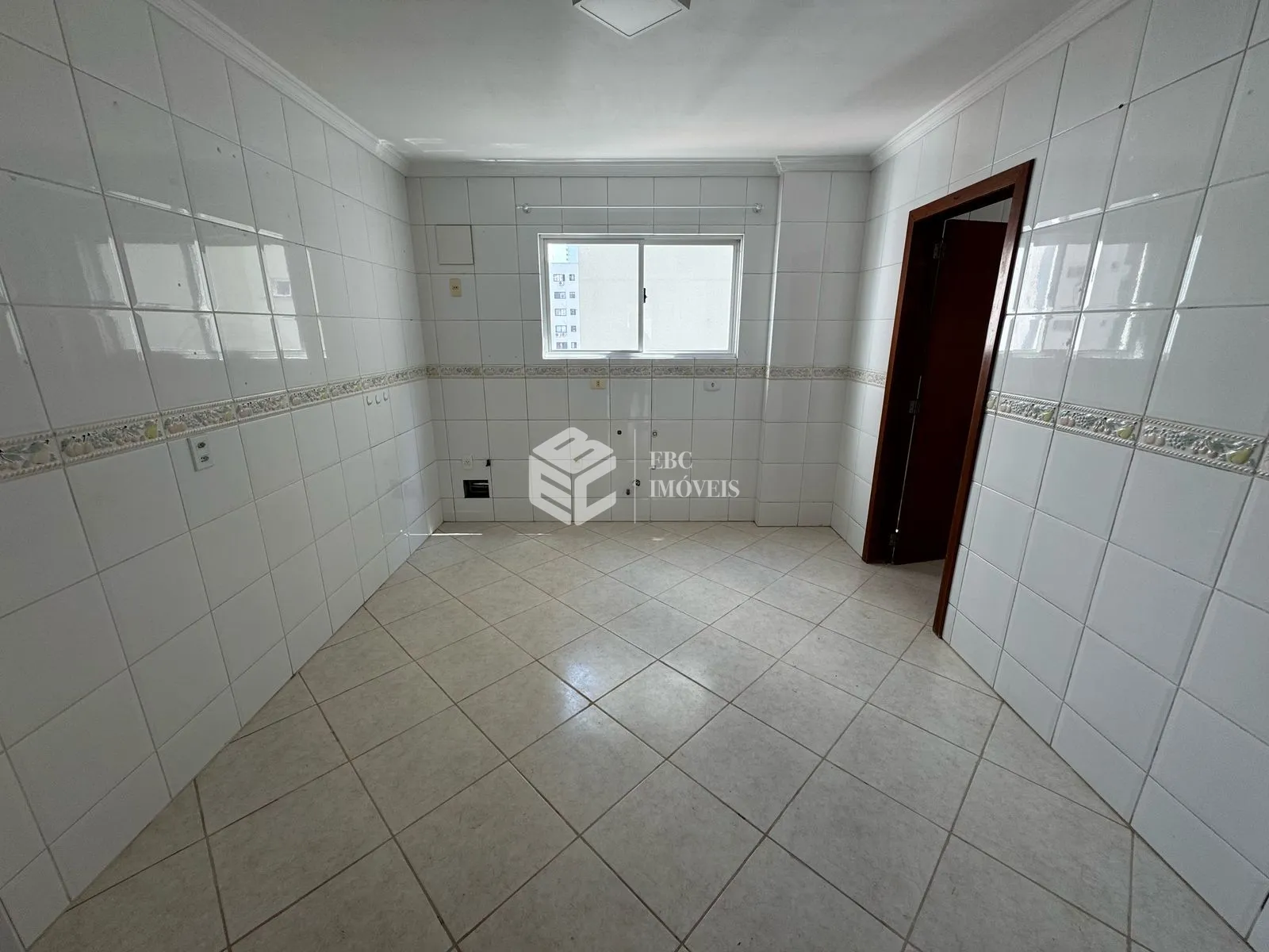 Apartamento com 3 Dormitórios à venda, 115 m² por R$ 1.560.000,00 Apartamento com 3 Dormitórios à venda, 115 m² por R$ 1.560.000,00