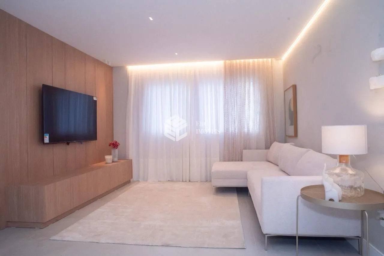 Apartamento com 3 Dormitórios à venda, 131 m² por R$ 3.800.000,00 Apartamento com 3 Dormitórios à venda, 131 m² por R$ 3.800.000,00