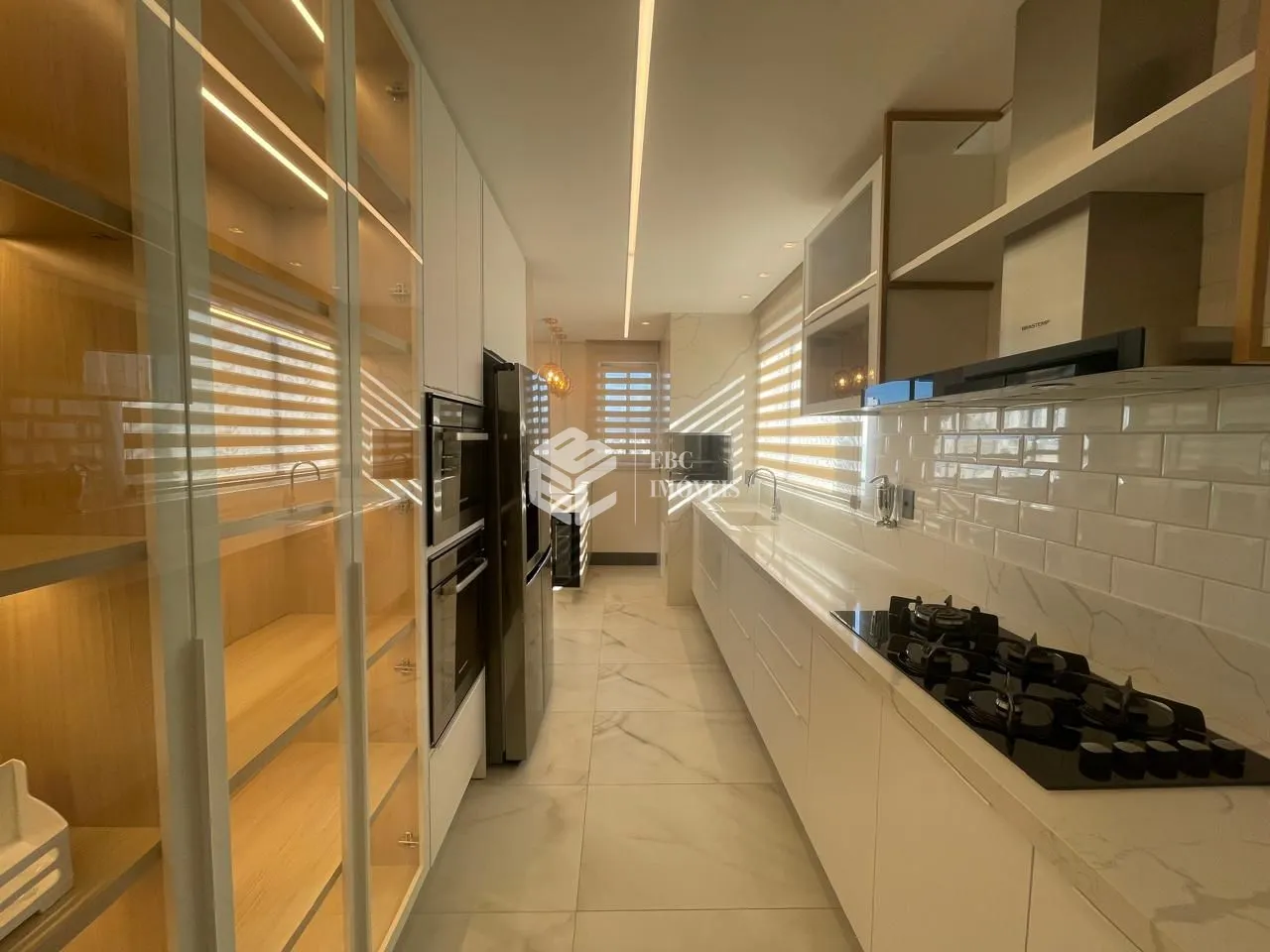 Apartamento com 3 Dormitórios à venda, 130 m² por R$ 2.870.000,00 Apartamento com 3 Dormitórios à venda, 130 m² por R$ 2.870.000,00