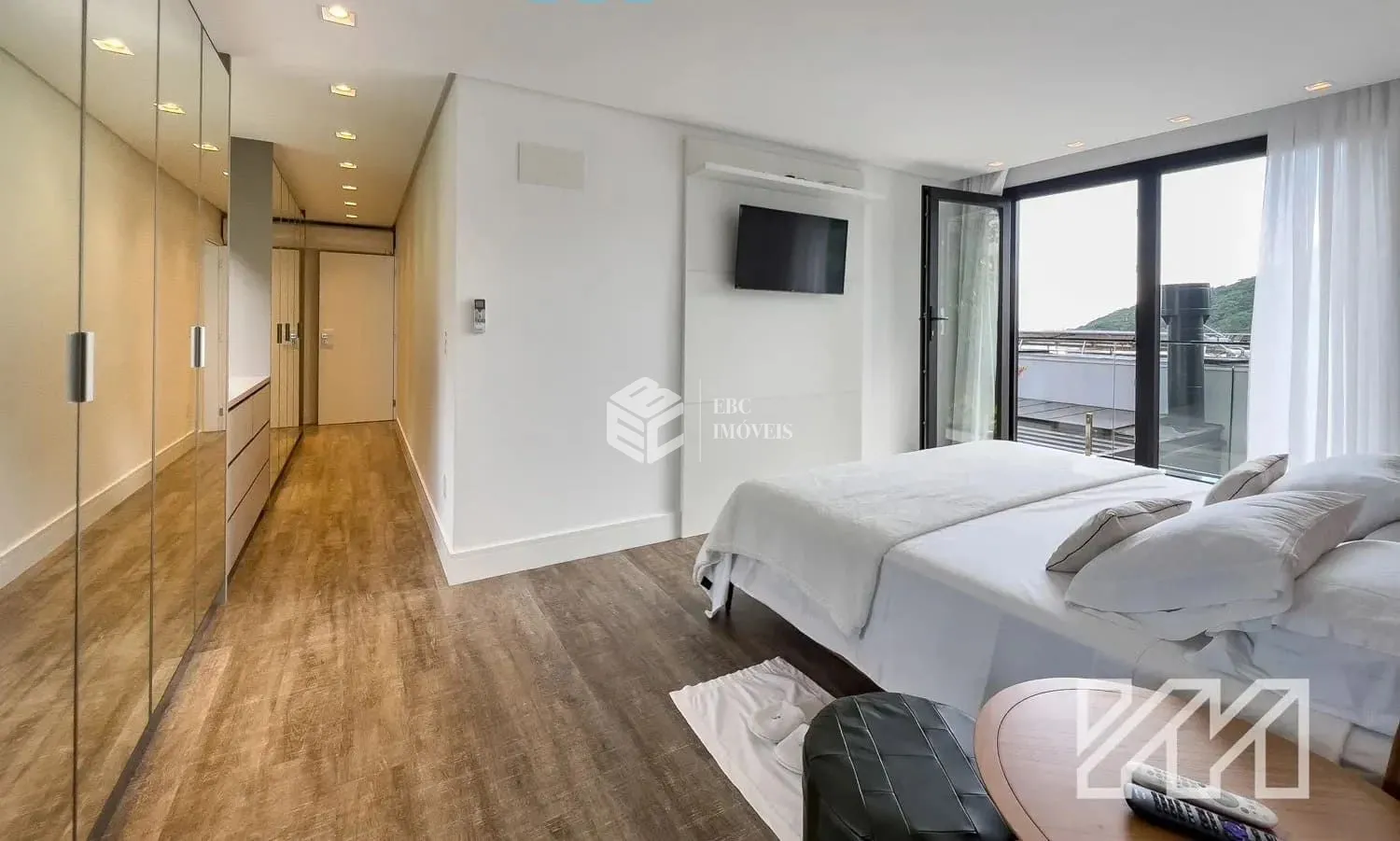 Casa em condomínio com 4 Dormitórios à venda, 408 m² por R$ 7.245.000,00 Casa em condomínio com 4 Dormitórios à venda, 408 m² por R$ 7.245.000,00