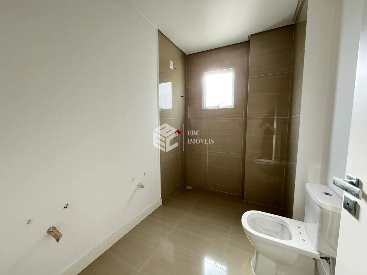 Apartamento com 3 Dormitórios à venda, 136 m² por R$ 2.400.000,00 Apartamento com 3 Dormitórios à venda, 136 m² por R$ 2.400.000,00