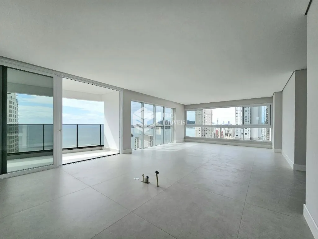Apartamento com 4 Dormitórios à venda, 190 m² por R$ 6.800.000,00 Apartamento com 4 Dormitórios à venda, 190 m² por R$ 6.800.000,00
