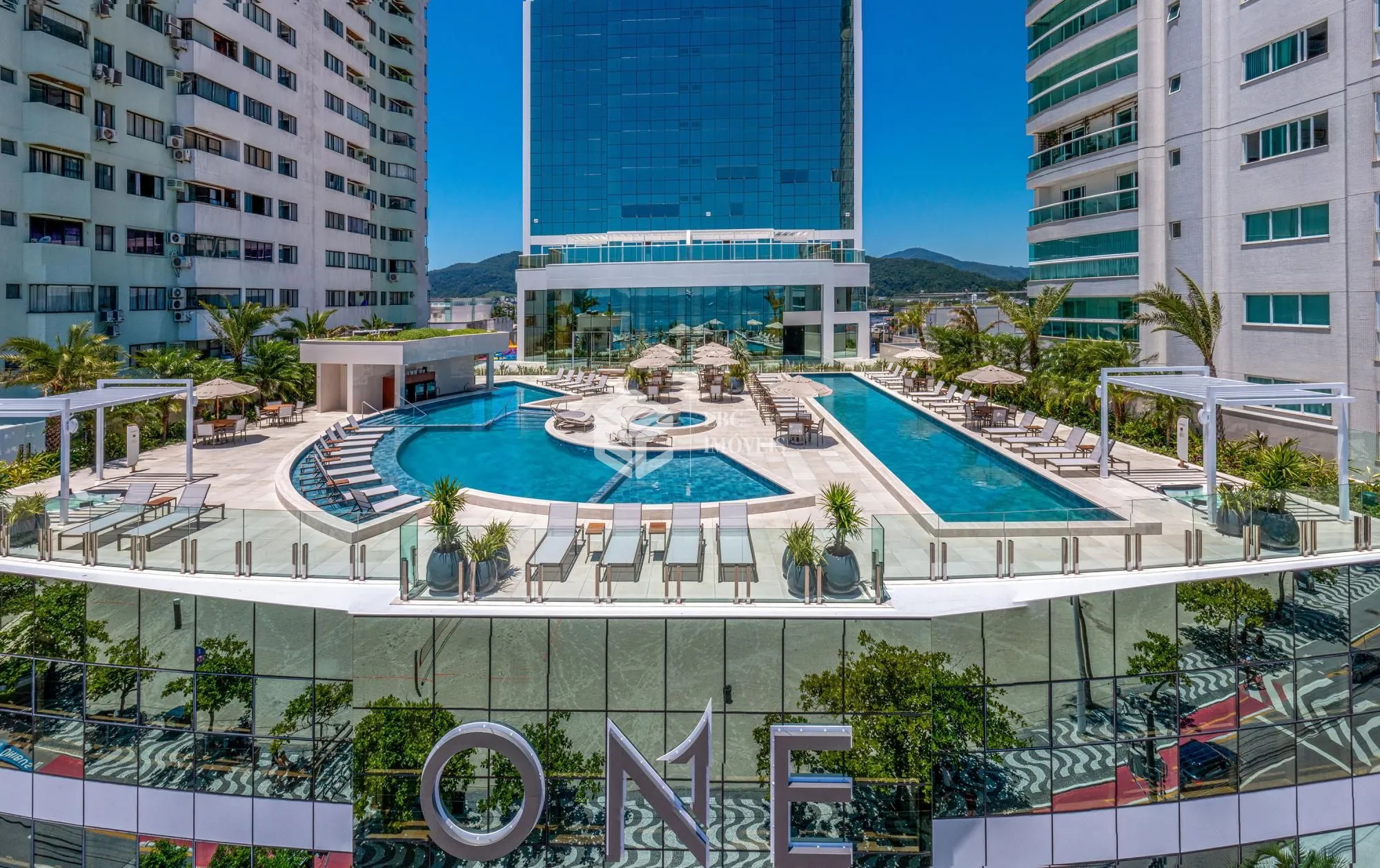 Apartamento com 4 Dormitórios à venda, 194 m² por R$ 15.000.000,00 Apartamento com 4 Dormitórios à venda, 194 m² por R$ 15.000.000,00
