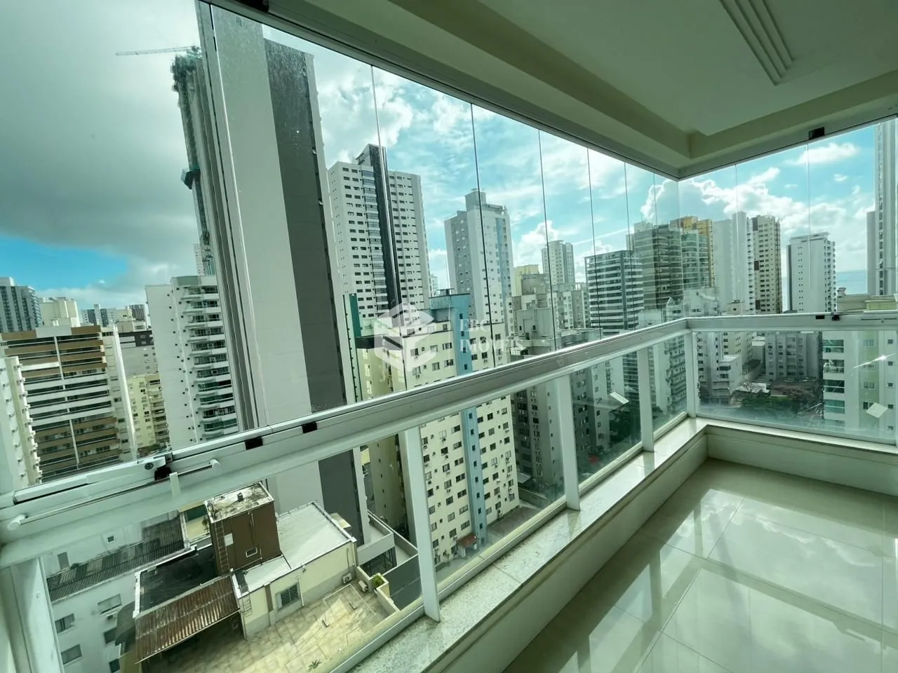 Apartamento à venda  no Centro - Balneário Camboriú, SC. Imóveis
