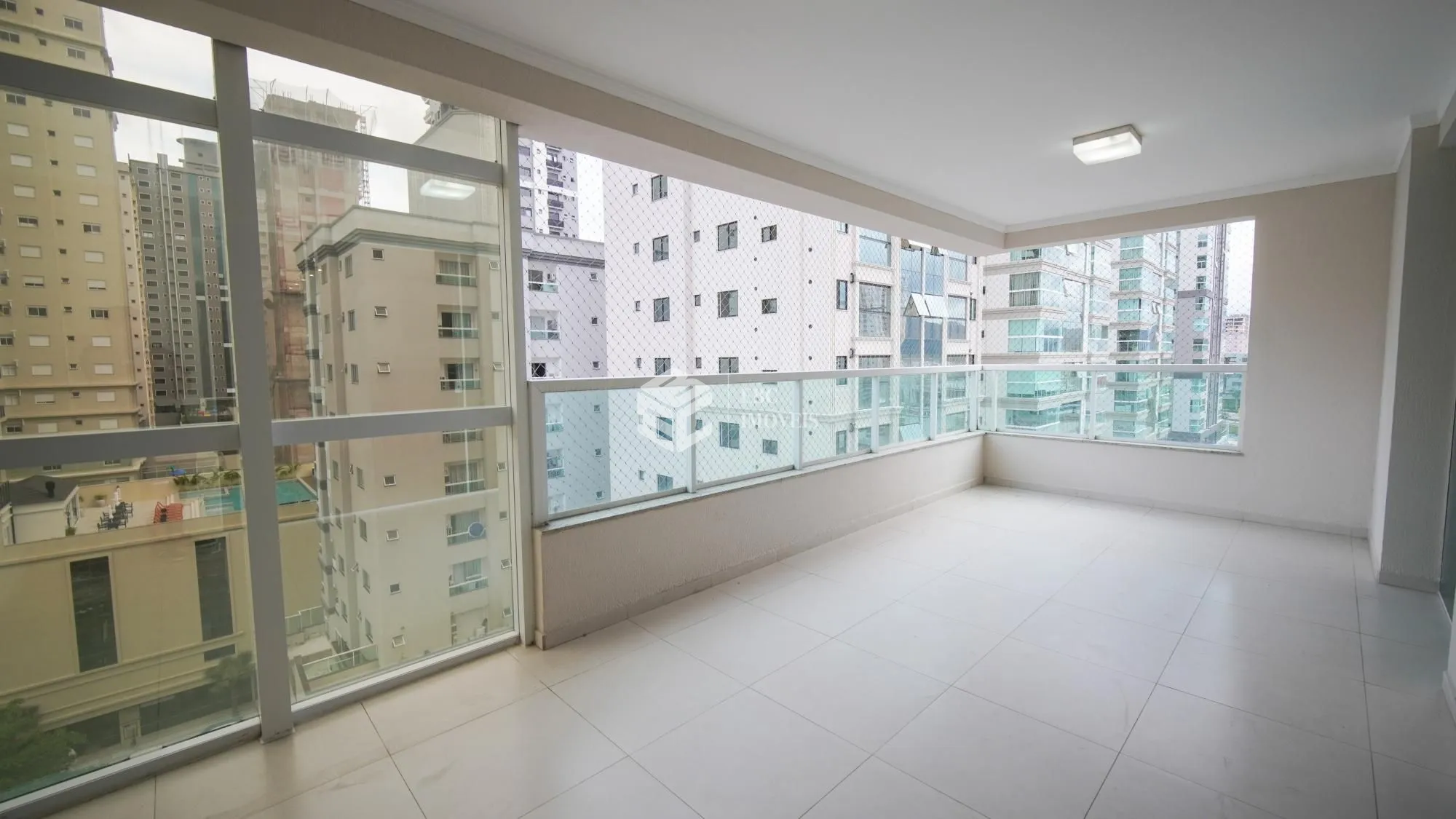 Apartamento com 4 Dormitórios à venda, 175 m² por R$ 2.633.688,00 Apartamento com 4 Dormitórios à venda, 175 m² por R$ 2.633.688,00