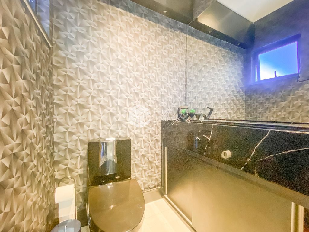 Casa, 3 quartos, 330 m² - Foto 14
