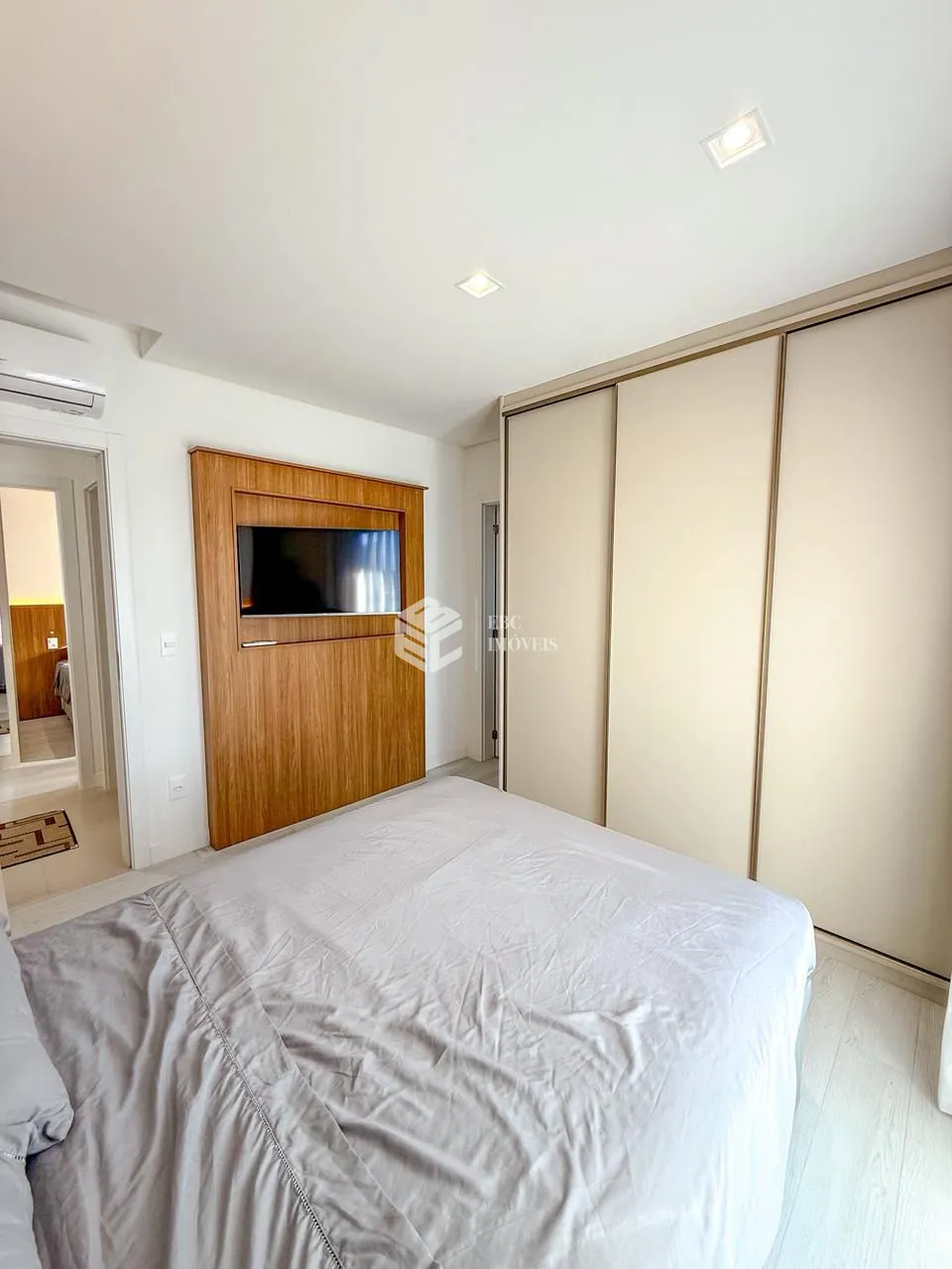 Apartamento com 2 Dormitórios à venda, 84 m² por R$ 1.450.000,00 Apartamento com 2 Dormitórios à venda, 84 m² por R$ 1.450.000,00