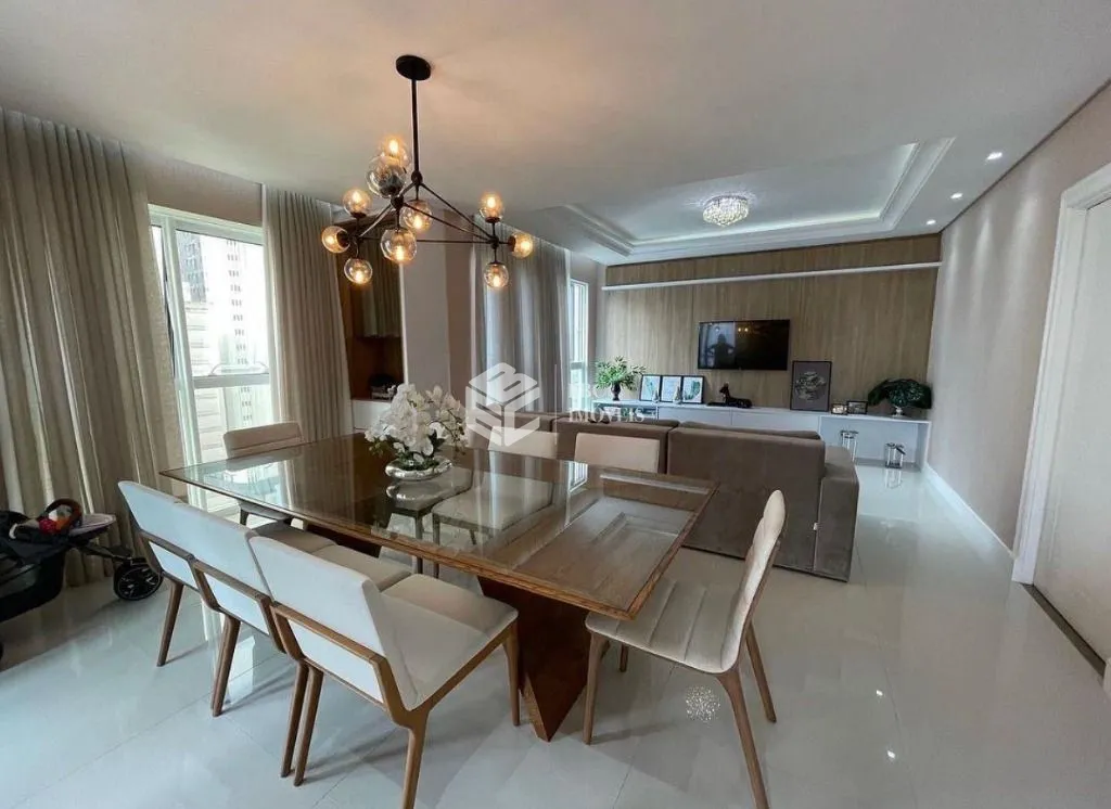 Apartamento à venda  no Centro - Balneário Camboriú, SC. Imóveis