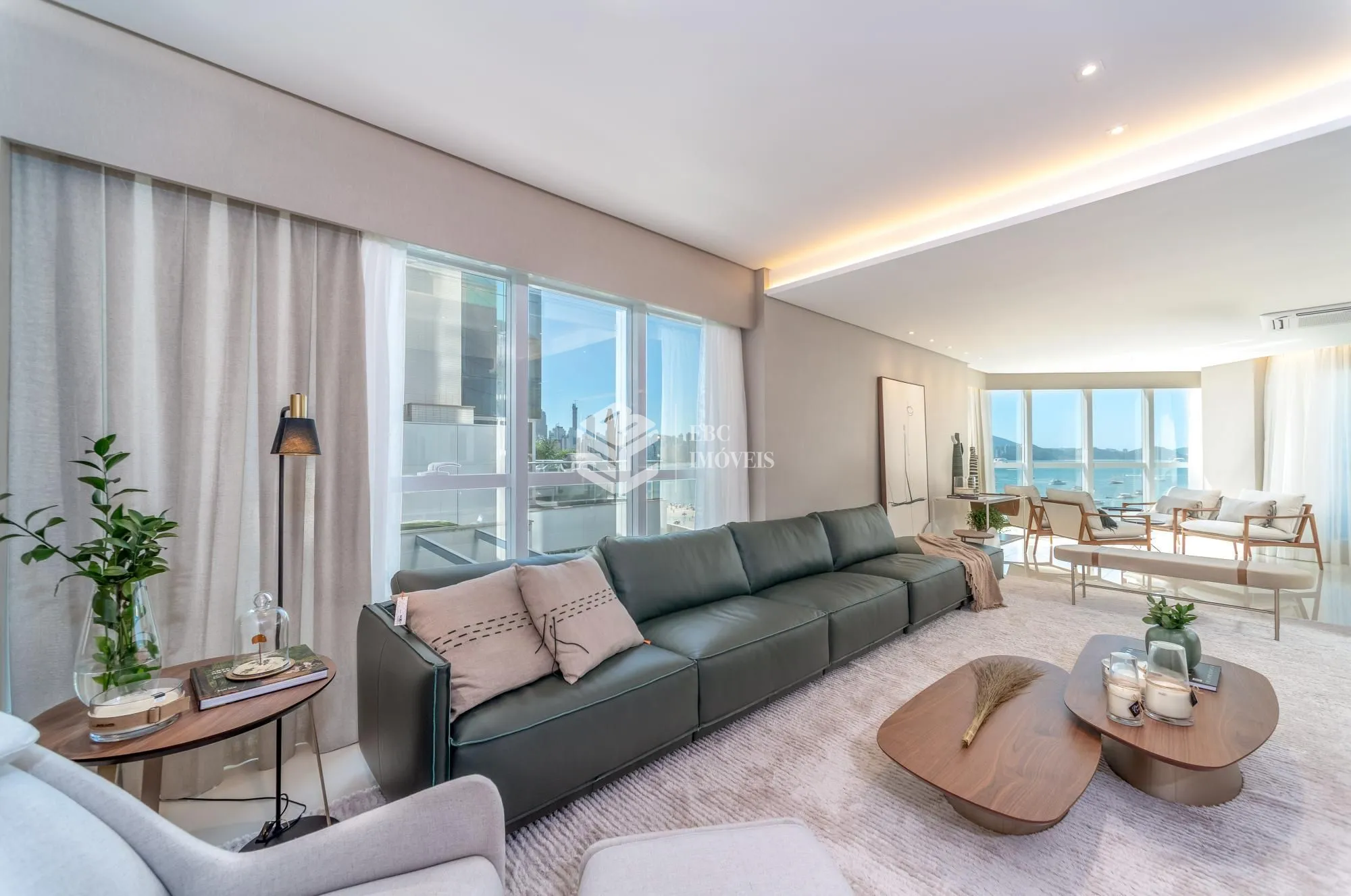 Apartamento com 4 Dormitórios à venda, 237 m² por R$ 13.100.000,00 Apartamento com 4 Dormitórios à venda, 237 m² por R$ 13.100.000,00