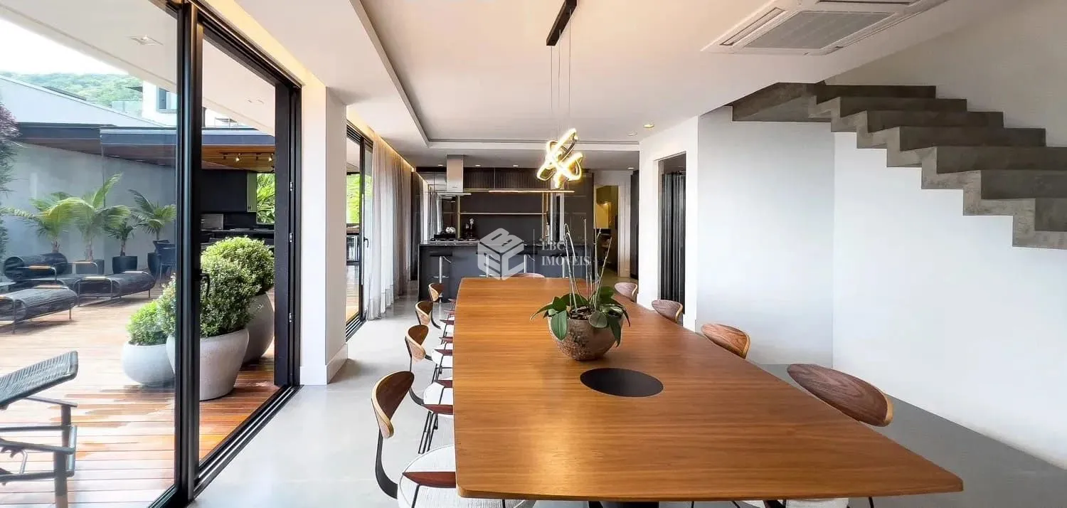 Casa em condomínio com 4 Dormitórios à venda, 408 m² por R$ 7.245.000,00 Casa em condomínio com 4 Dormitórios à venda, 408 m² por R$ 7.245.000,00