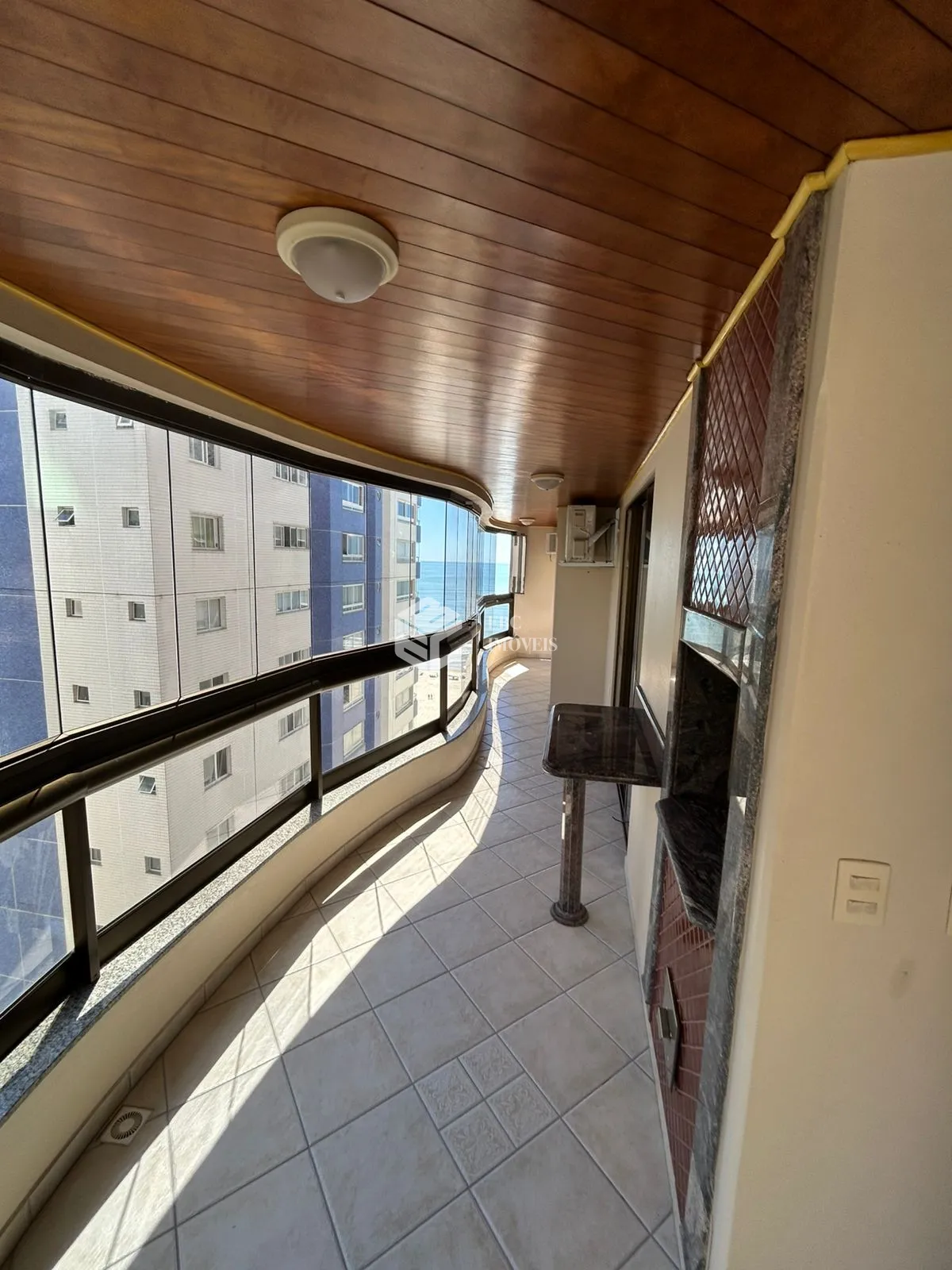 Apartamento à venda  no Centro - Balneário Camboriú, SC. Imóveis