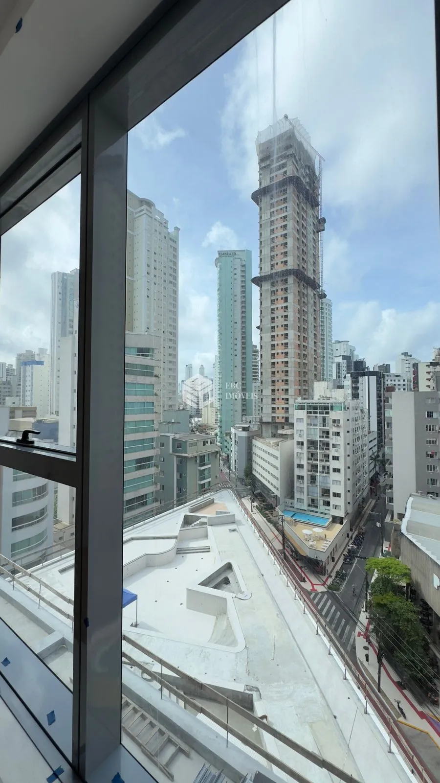 Apartamento com 4 Dormitórios à venda, 171 m² por R$ 4.900.000,00 Apartamento com 4 Dormitórios à venda, 171 m² por R$ 4.900.000,00