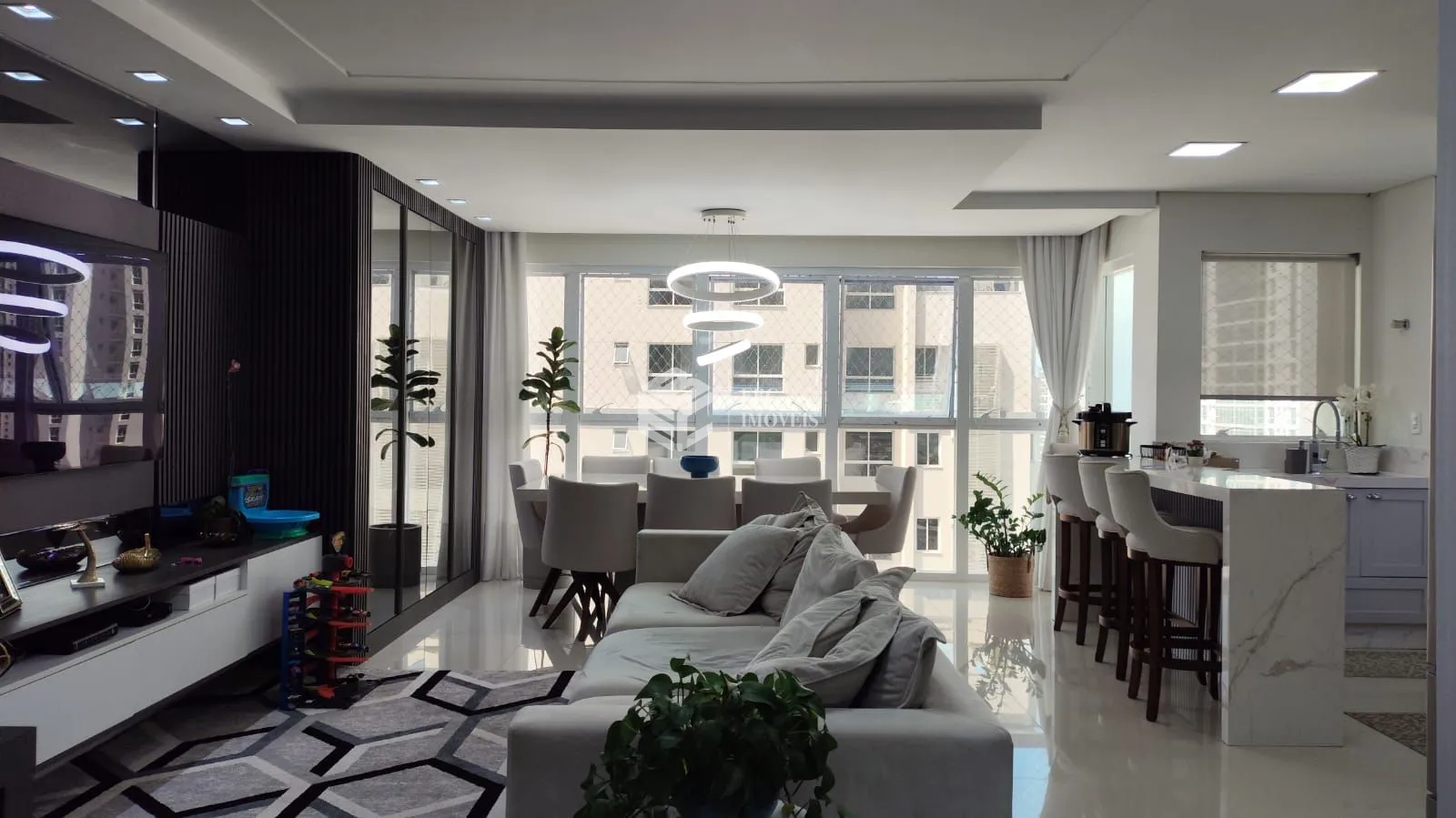 Apartamento à venda  no Centro - Balneário Camboriú, SC. Imóveis