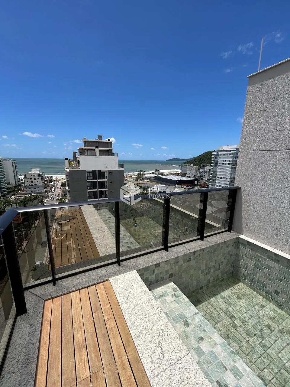 Cobertura, 4 quartos, 218 m² - Foto 2