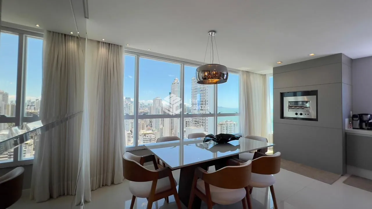 Apartamento à venda  no Centro - Balneário Camboriú, SC. Imóveis