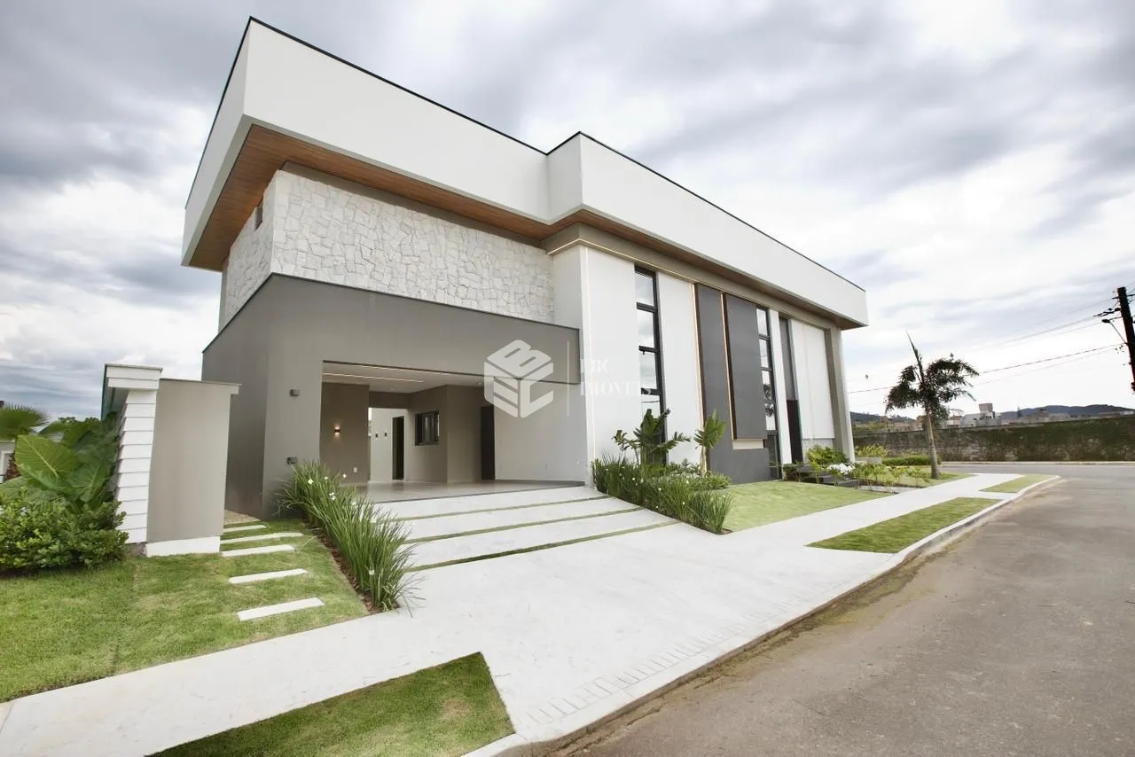 Casa em condomínio com 4 Dormitórios à venda, 462 m² por R$ 7.200.000,00 Casa em condomínio com 4 Dormitórios à venda, 462 m² por R$ 7.200.000,00