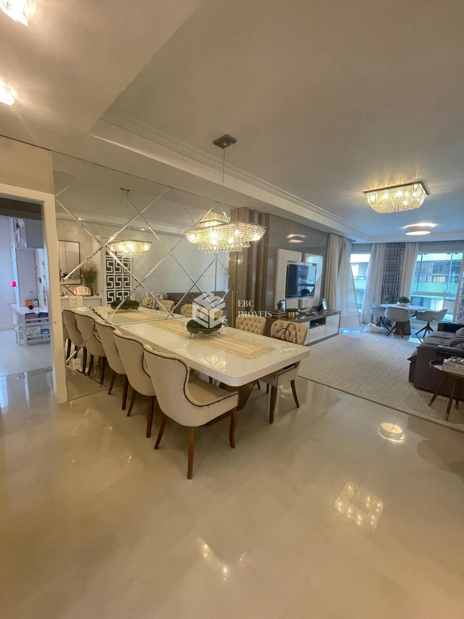 Apartamento à venda  no Centro - Balneário Camboriú, SC. Imóveis