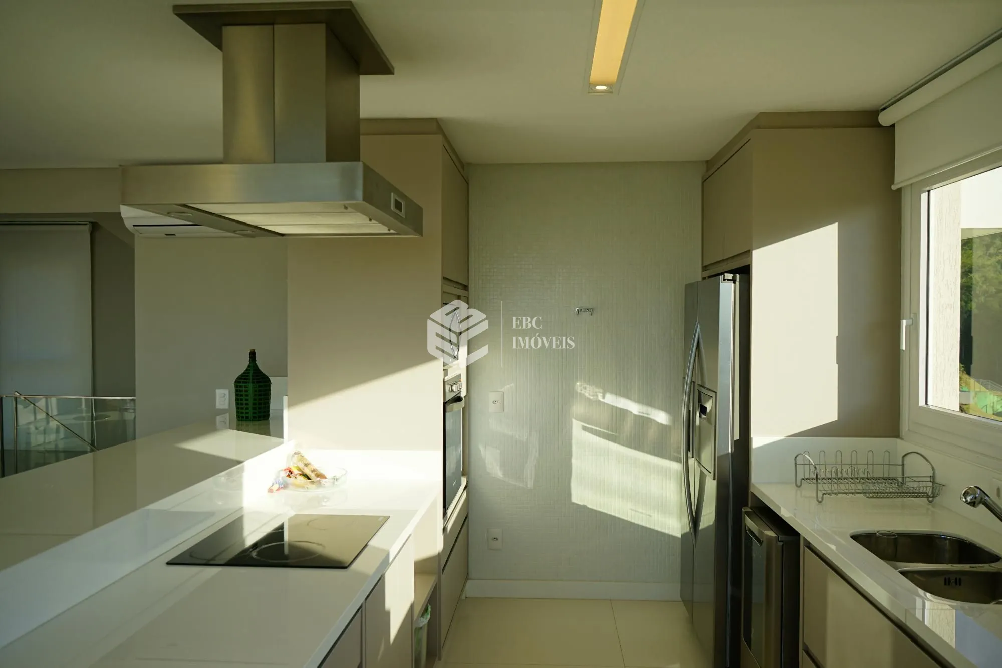 Casa em condomínio com 5 Dormitórios à venda, 554 m² por R$ 7.400.000,00 Casa em condomínio com 5 Dormitórios à venda, 554 m² por R$ 7.400.000,00