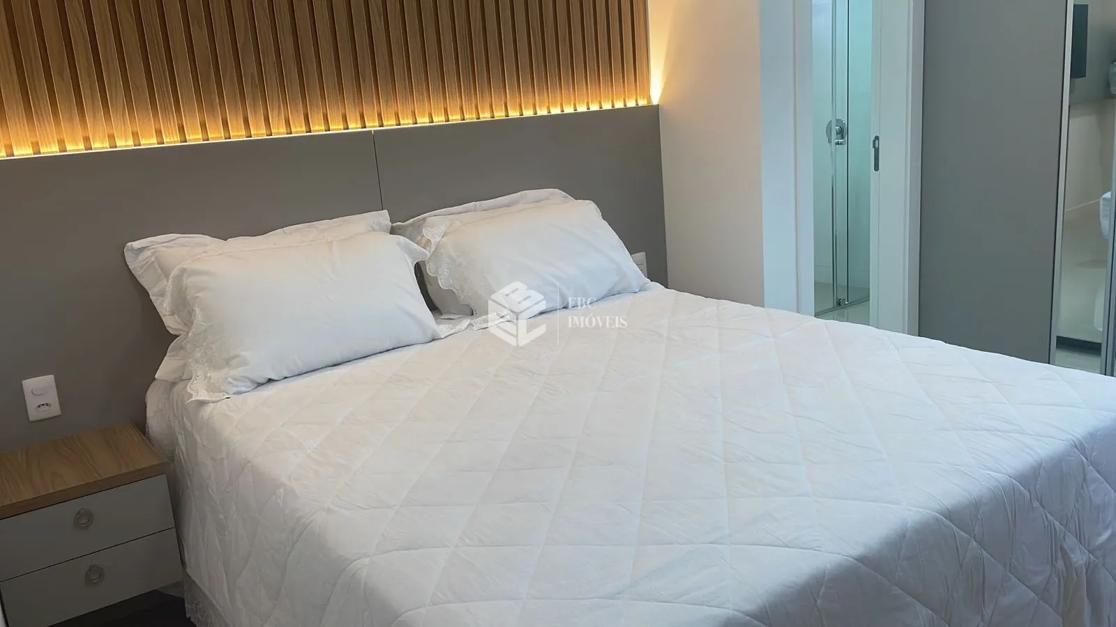 Apartamento com 4 Dormitórios à venda, 150 m² por R$ 3.950.000,00 Apartamento com 4 Dormitórios à venda, 150 m² por R$ 3.950.000,00