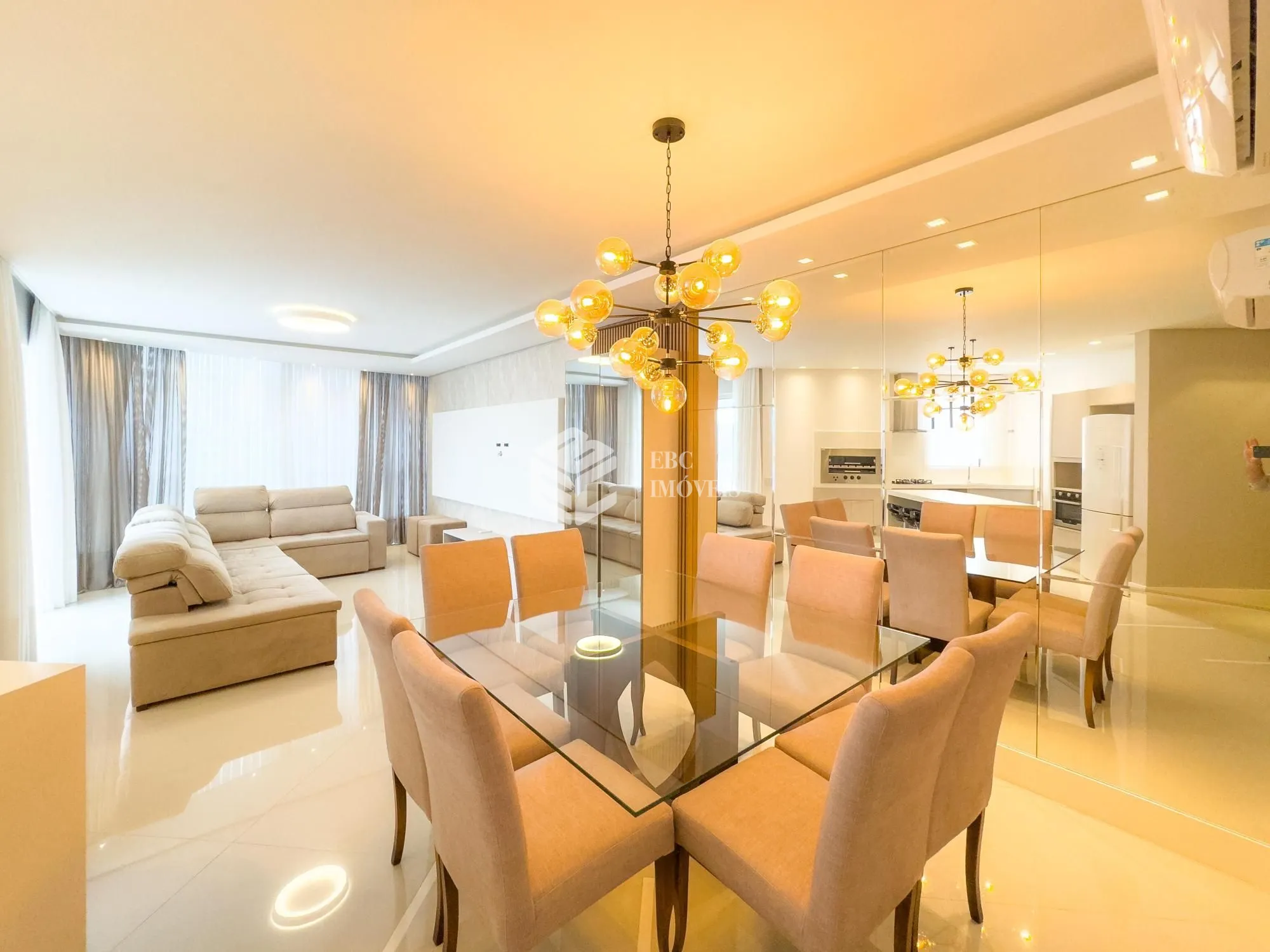 Apartamento à venda  no Centro - Balneário Camboriú, SC. Imóveis