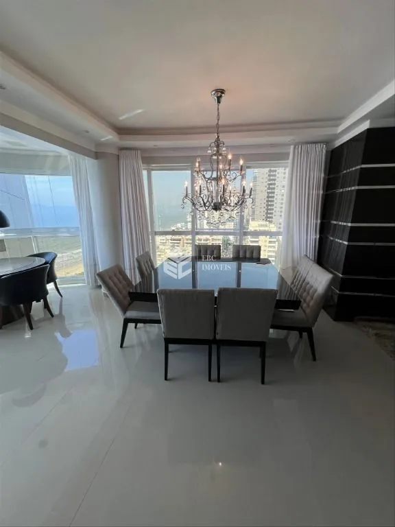 Apartamento à venda  no Meia Praia - Itapema, SC. Imóveis
