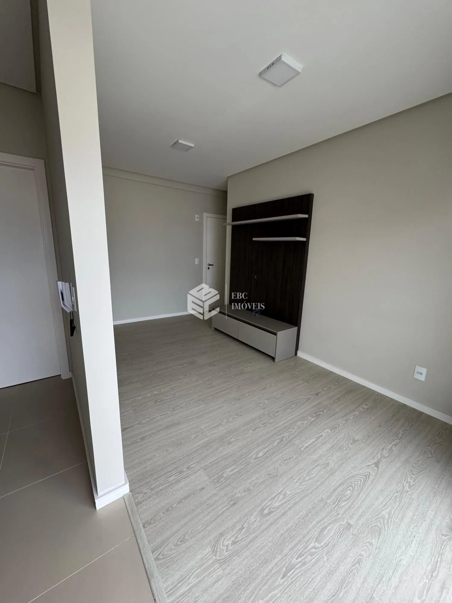 Apartamento com 2 Dormitórios à venda, 71 m² por R$ 840.000,00 Apartamento com 2 Dormitórios à venda, 71 m² por R$ 840.000,00