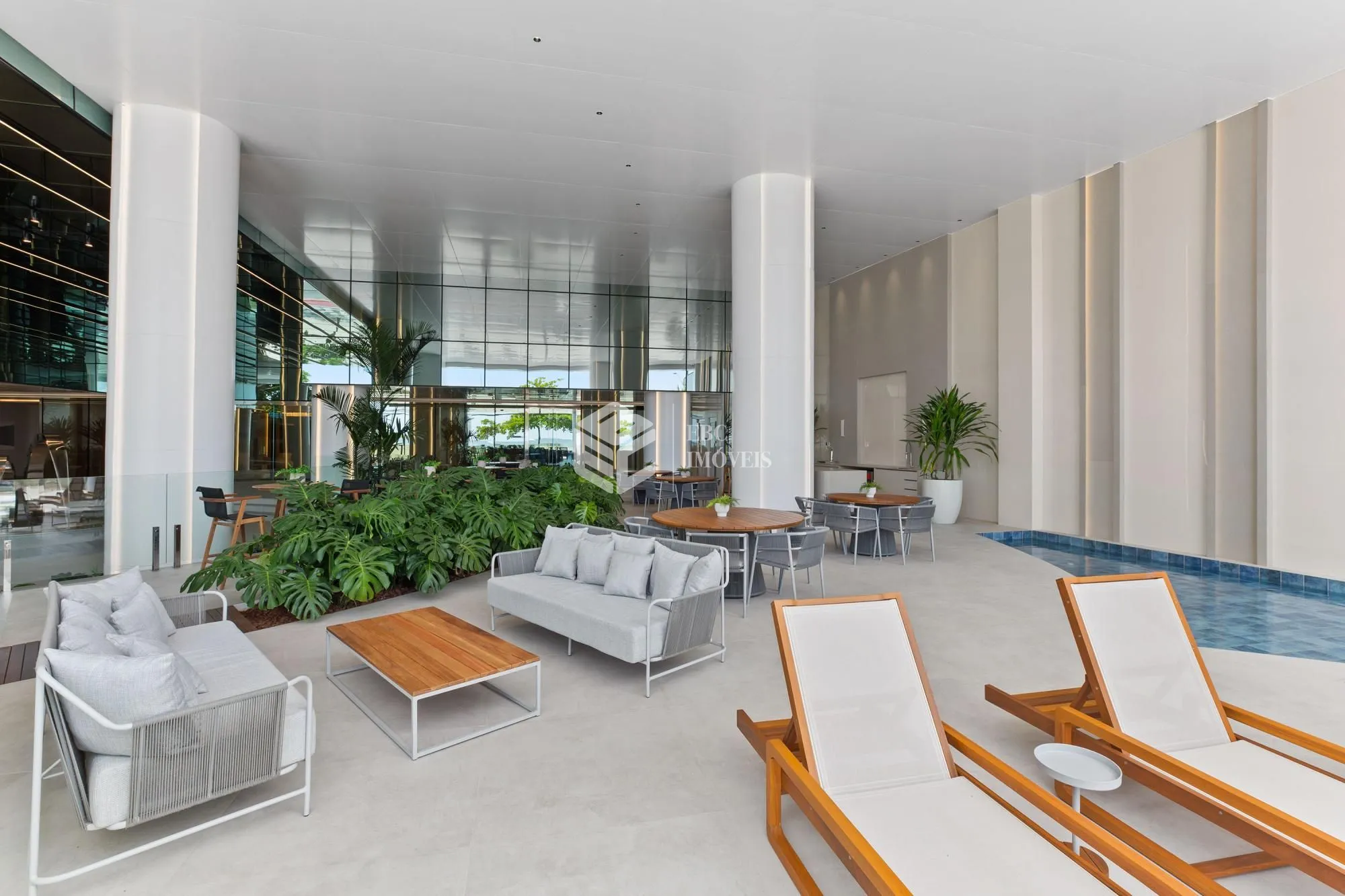 Apartamento com 4 Dormitórios à venda, 194 m² por R$ 15.000.000,00 Apartamento com 4 Dormitórios à venda, 194 m² por R$ 15.000.000,00