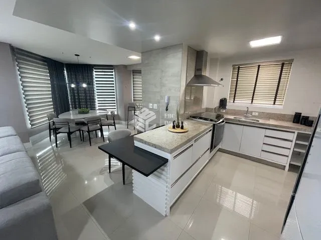Apartamento com 3 Dormitórios à venda, 136 m² por R$ 2.700.000,00 Apartamento com 3 Dormitórios à venda, 136 m² por R$ 2.700.000,00