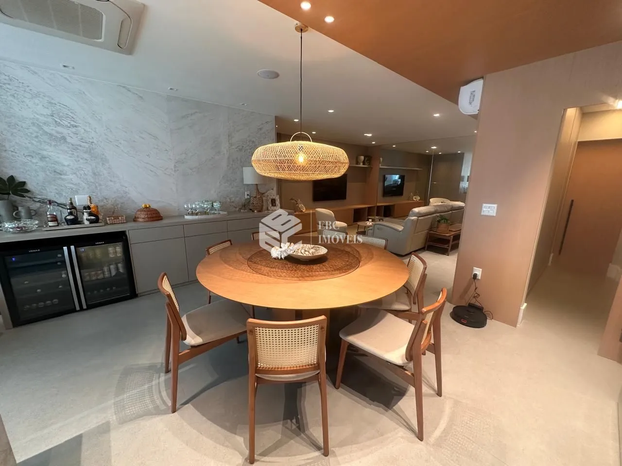 Apartamento com 4 Dormitórios à venda, 180 m² por R$ 6.500.000,00 Apartamento com 4 Dormitórios à venda, 180 m² por R$ 6.500.000,00