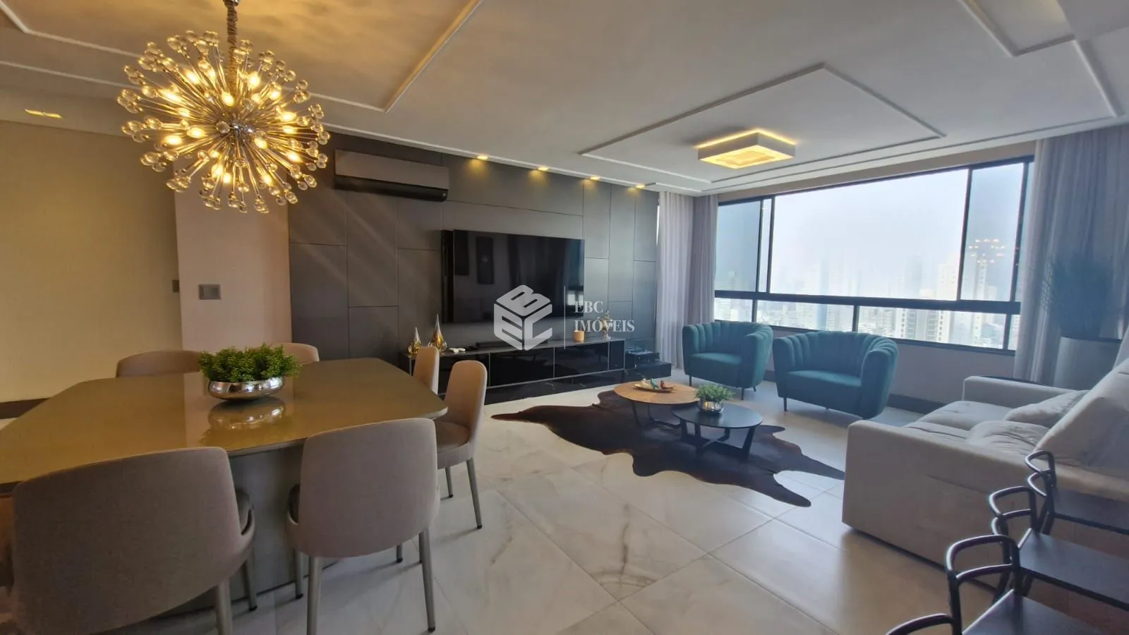 Apartamento à venda  no Centro - Balneário Camboriú, SC. Imóveis