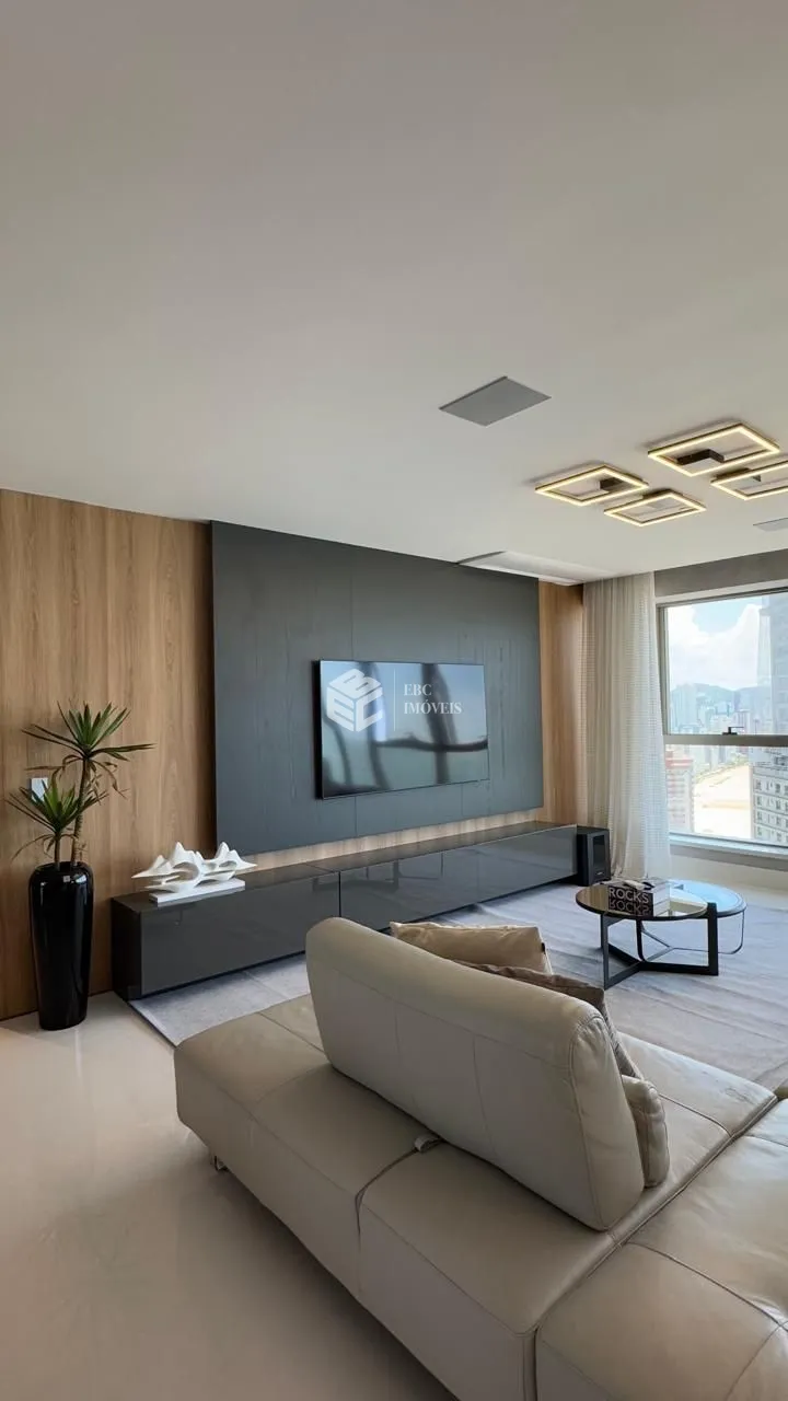 Apartamento com 4 Dormitórios à venda, 261 m² por R$ 12.000.000,00 Apartamento com 4 Dormitórios à venda, 261 m² por R$ 12.000.000,00