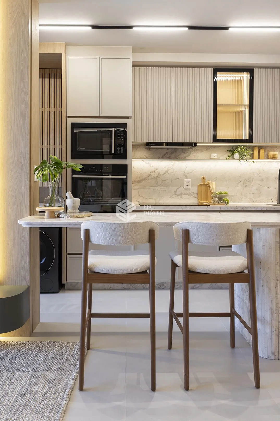 Apartamento com 3 Dormitórios à venda, 96 m² por R$ 2.878.747,00 Apartamento com 3 Dormitórios à venda, 96 m² por R$ 2.878.747,00