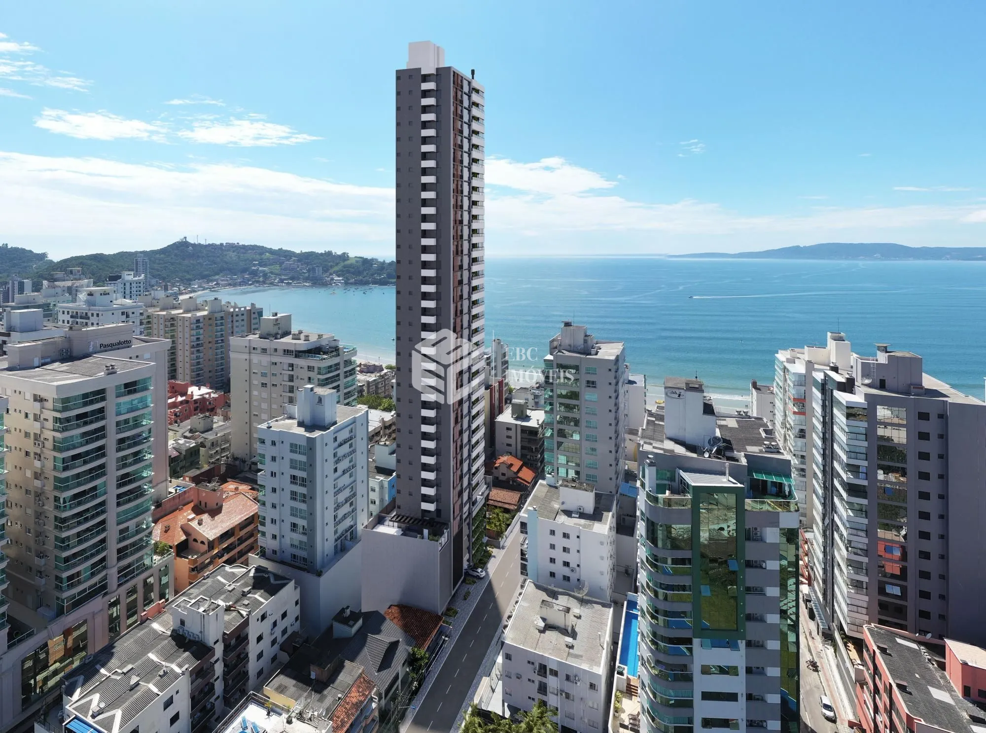 Apartamento à venda  no Meia Praia - Itapema, SC. Imóveis