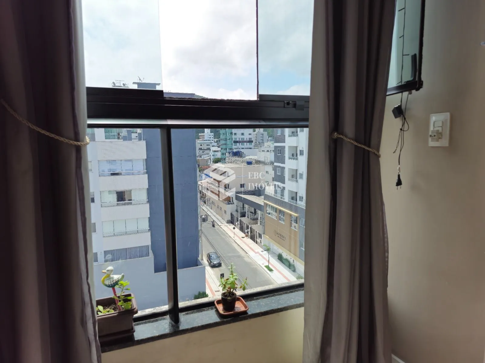 Apartamento com 1 Dormitórios à venda, 62 m² por R$ 930.000,00 Apartamento com 1 Dormitórios à venda, 62 m² por R$ 930.000,00