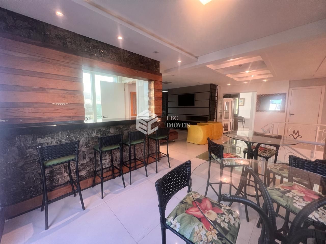 Cobertura, 4 quartos, 260 m² - Foto 13