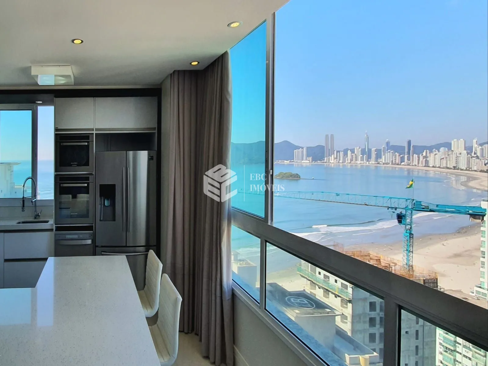 Apartamento à venda  no Centro - Balneário Camboriú, SC. Imóveis