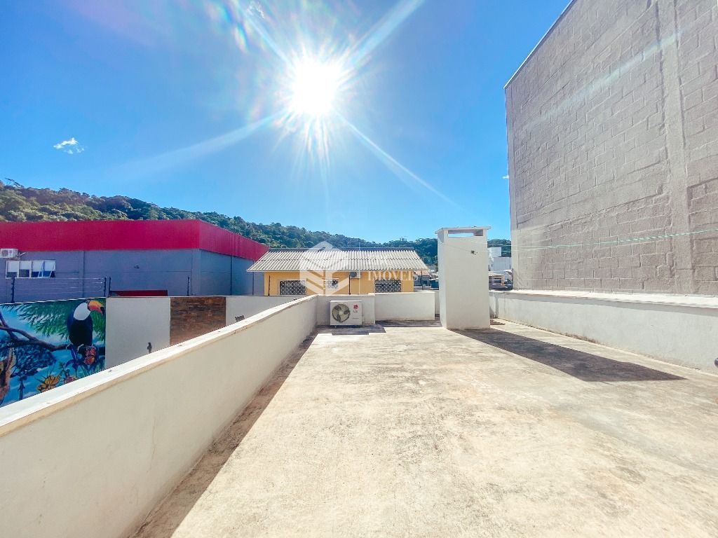 Casa, 3 quartos, 330 m² - Foto 27