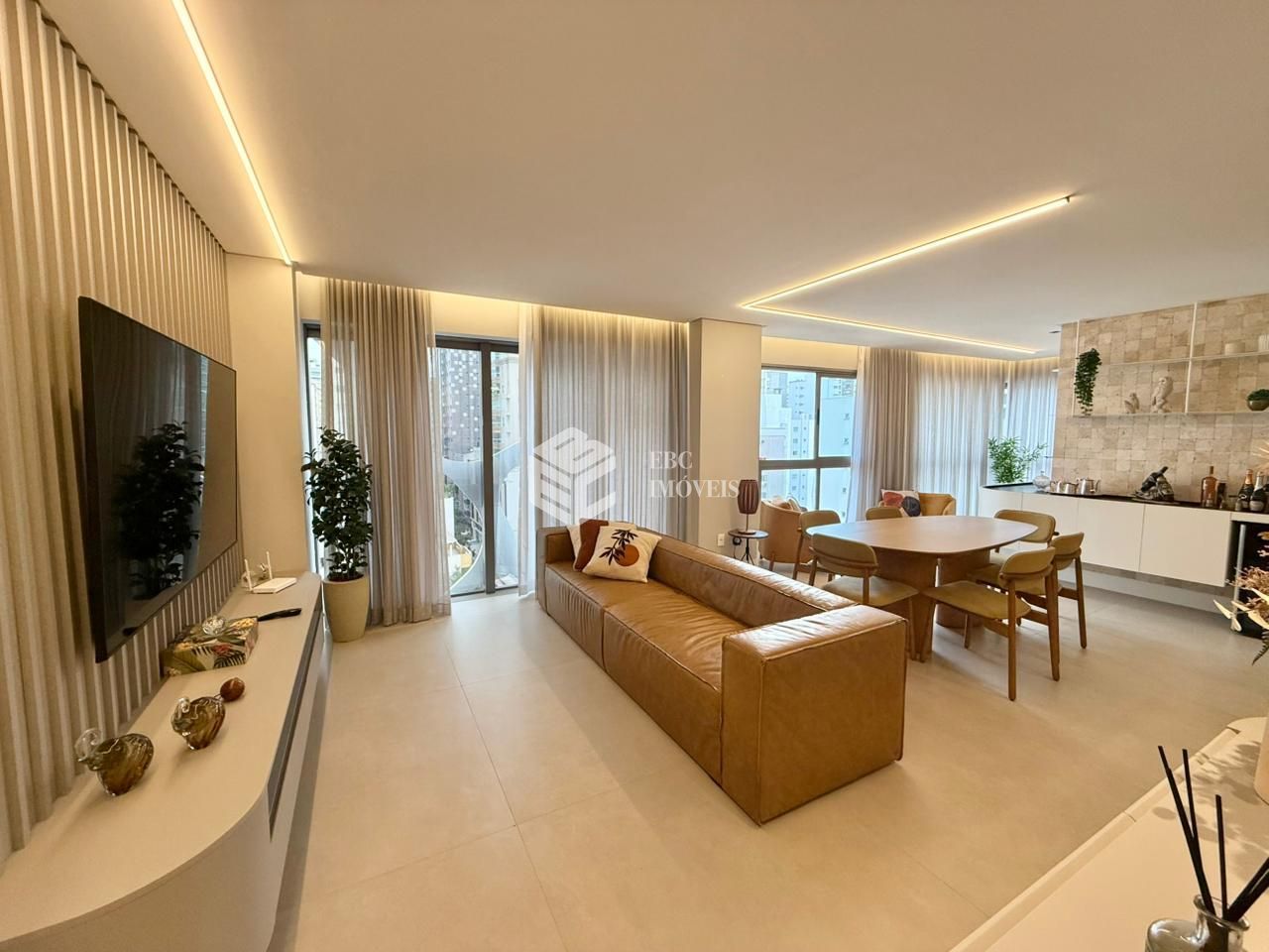 Apartamento à venda  no Centro - Balneário Camboriú, SC. Imóveis