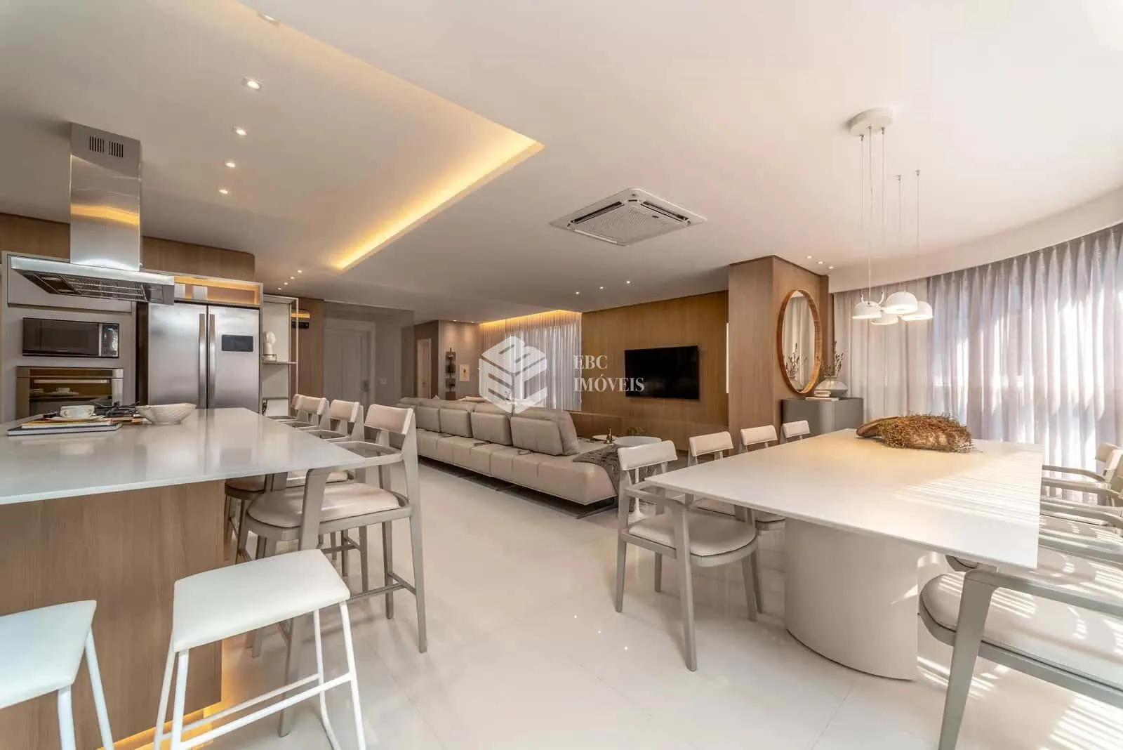 Apartamento com 4 Dormitórios à venda, 238 m² por R$ 13.200.000,00 Apartamento com 4 Dormitórios à venda, 238 m² por R$ 13.200.000,00