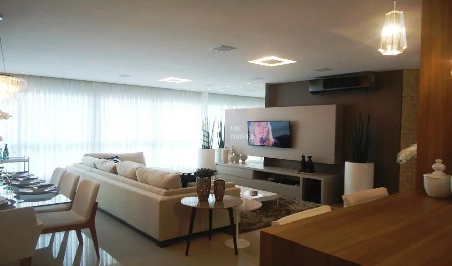 Apartamento à venda  no Centro - Balneário Camboriú, SC. Imóveis
