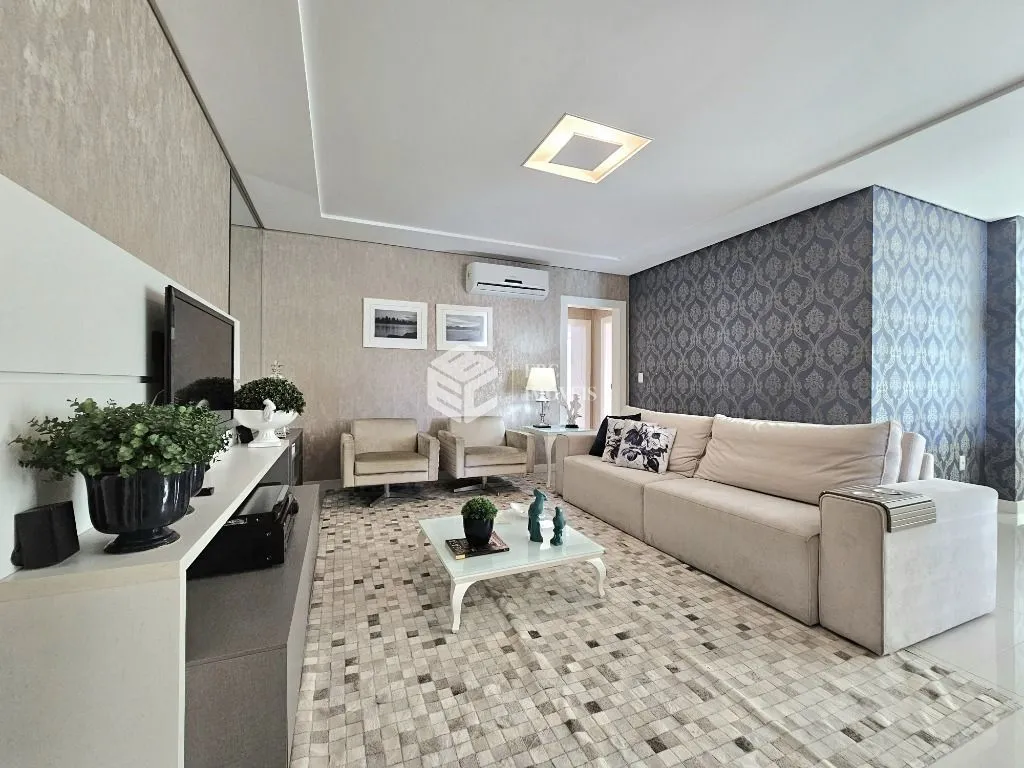 Apartamento à venda  no Centro - Balneário Camboriú, SC. Imóveis