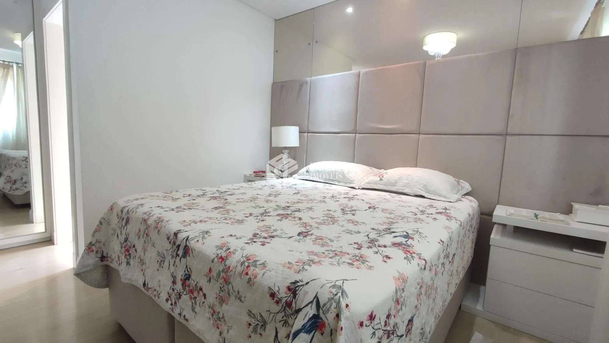 Apartamento com 4 Dormitórios à venda, 137 m² por R$ 2.800.000,00 Apartamento com 4 Dormitórios à venda, 137 m² por R$ 2.800.000,00