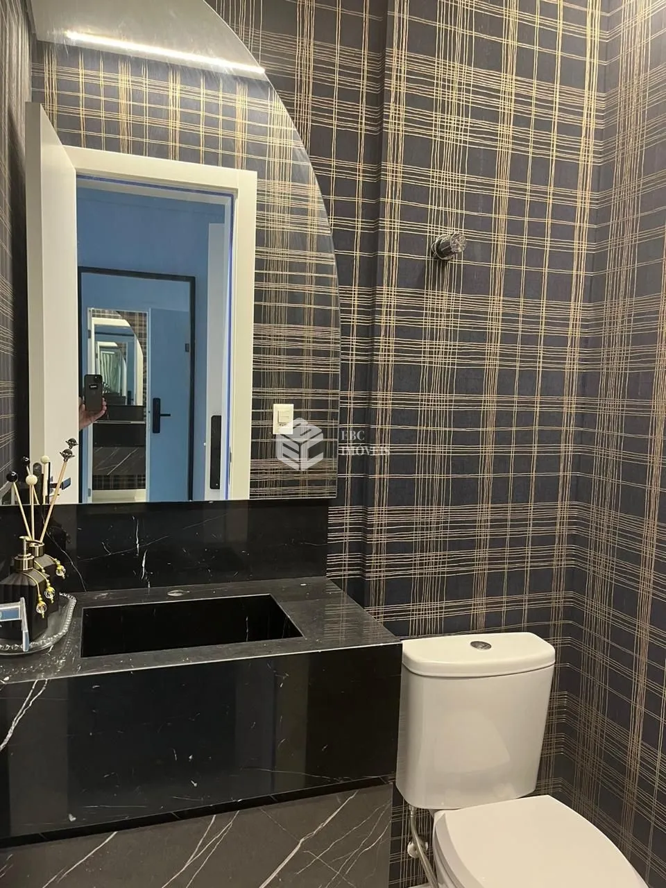 Apartamento com 3 Dormitórios à venda, 112 m² por R$ 2.605.000,00 Apartamento com 3 Dormitórios à venda, 112 m² por R$ 2.605.000,00