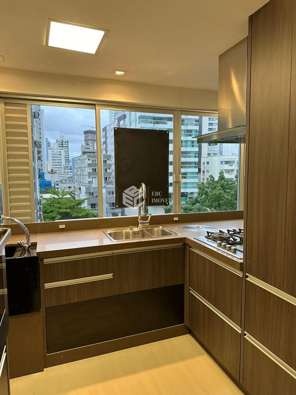 Apartamento com 3 Dormitórios à venda, 134 m² por R$ 1.400.000,00 Apartamento com 3 Dormitórios à venda, 134 m² por R$ 1.400.000,00