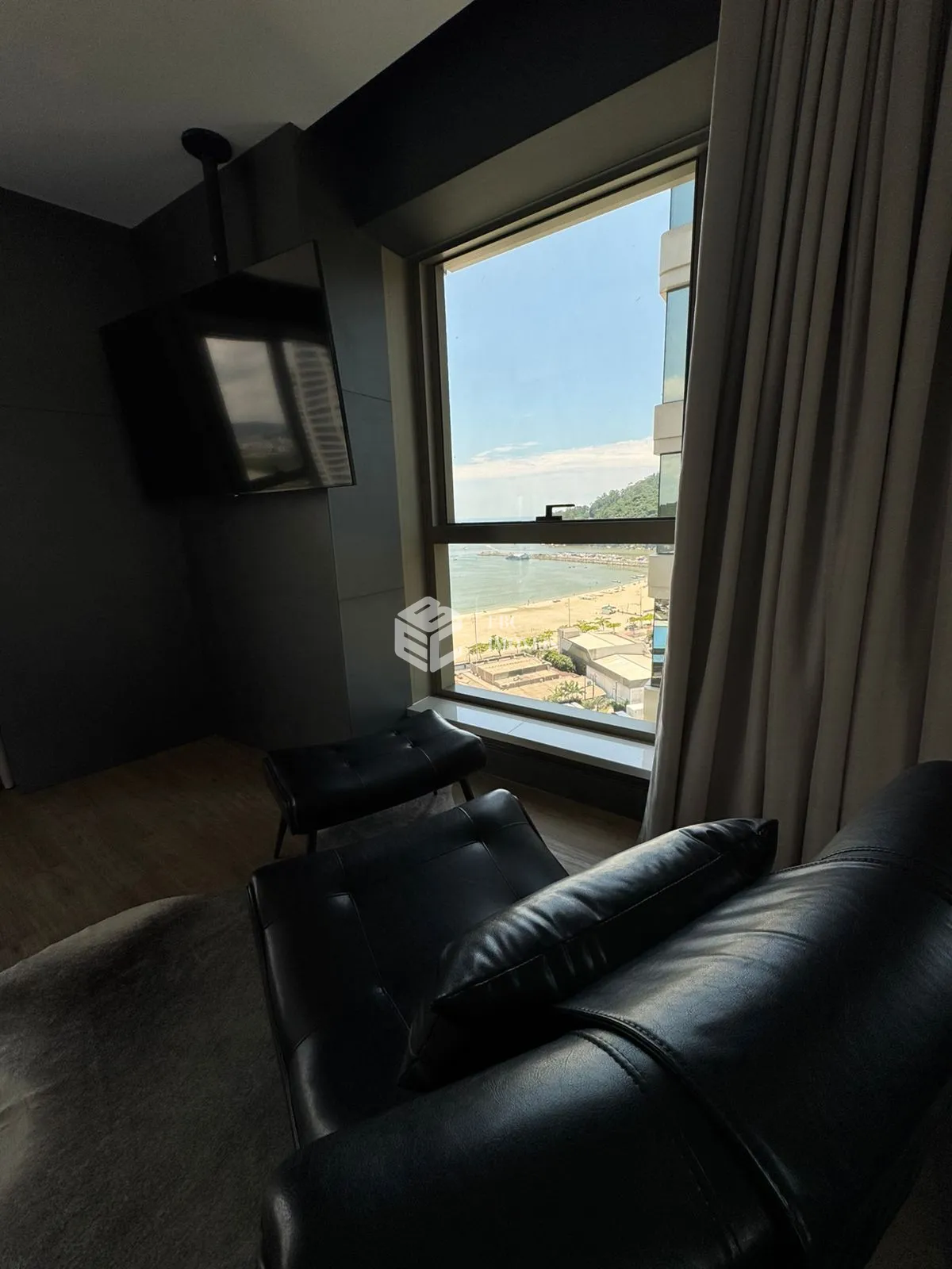 Apartamento com 4 Dormitórios à venda, 261 m² por R$ 10.000.000,00 Apartamento com 4 Dormitórios à venda, 261 m² por R$ 10.000.000,00