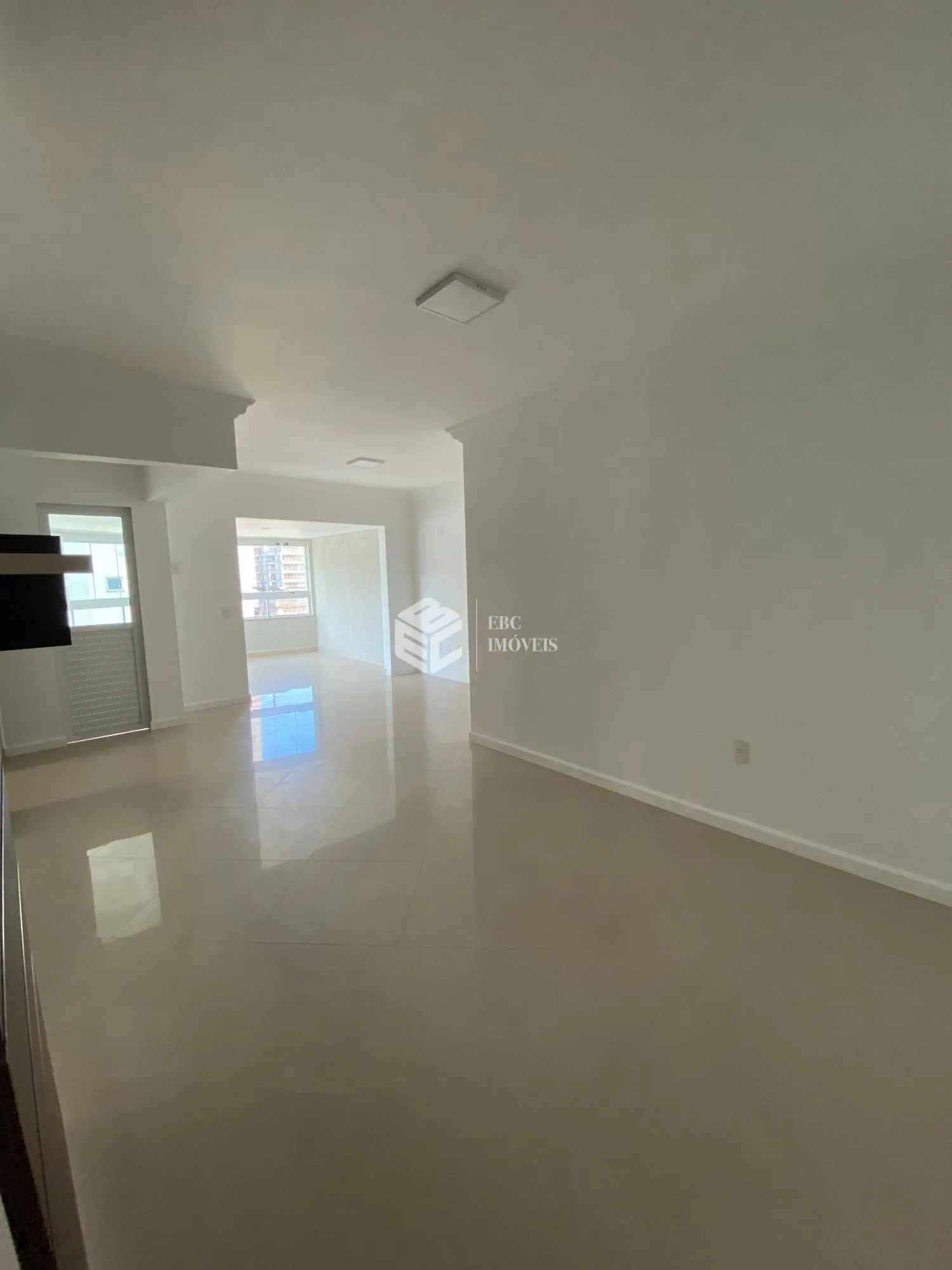 Apartamento com 3 Dormitórios à venda, 98 m² por R$ 1.700.000,00 Apartamento com 3 Dormitórios à venda, 98 m² por R$ 1.700.000,00