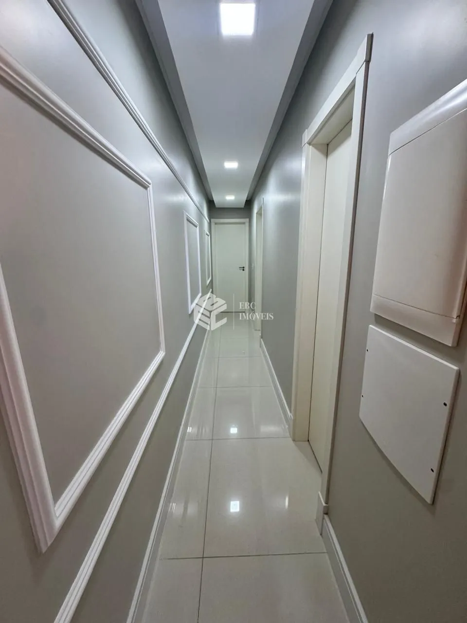 Apartamento com 2 Dormitórios à venda, 78 m² por R$ 948.000,00 Apartamento com 2 Dormitórios à venda, 78 m² por R$ 948.000,00